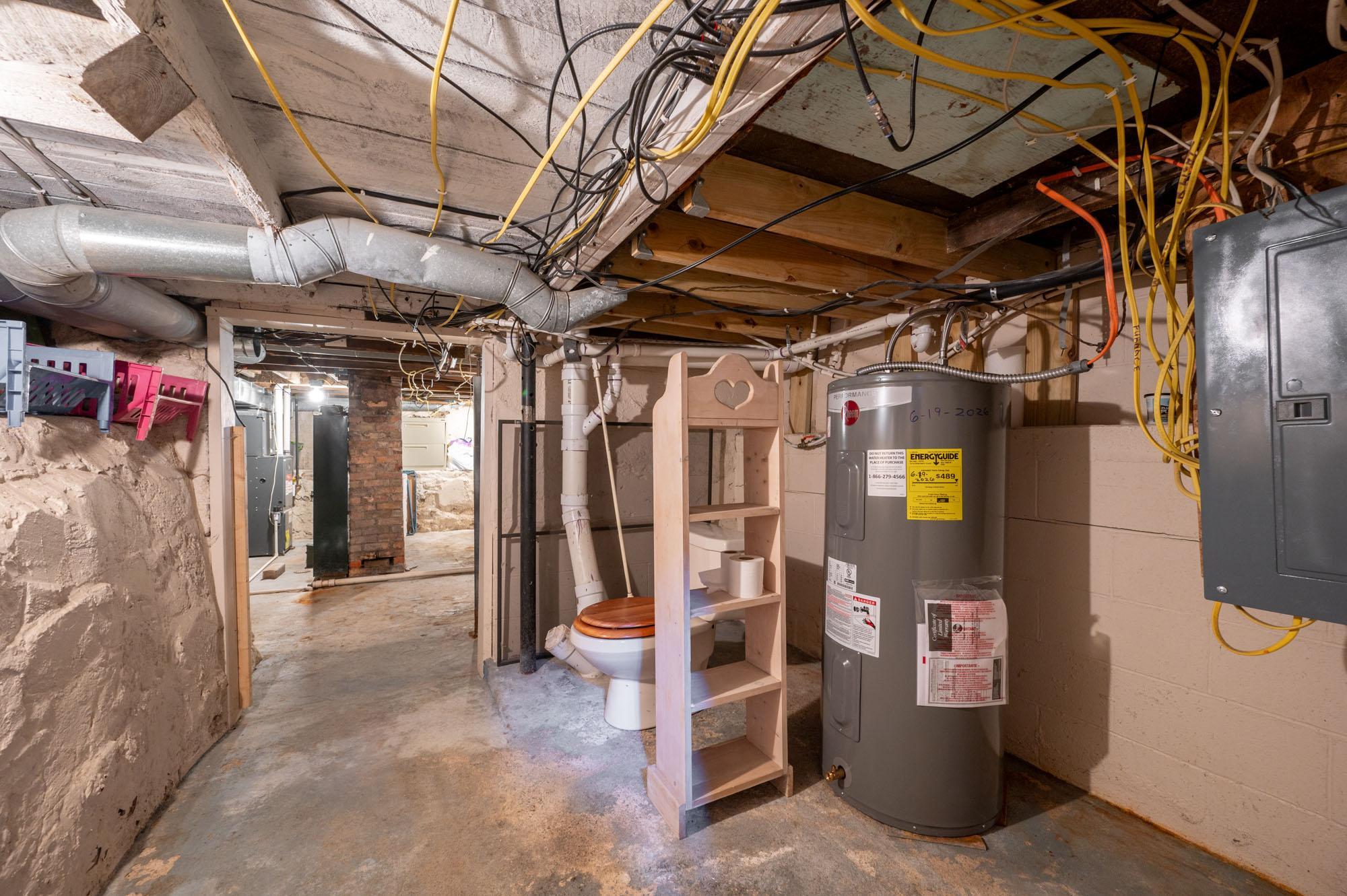 main property photo 14