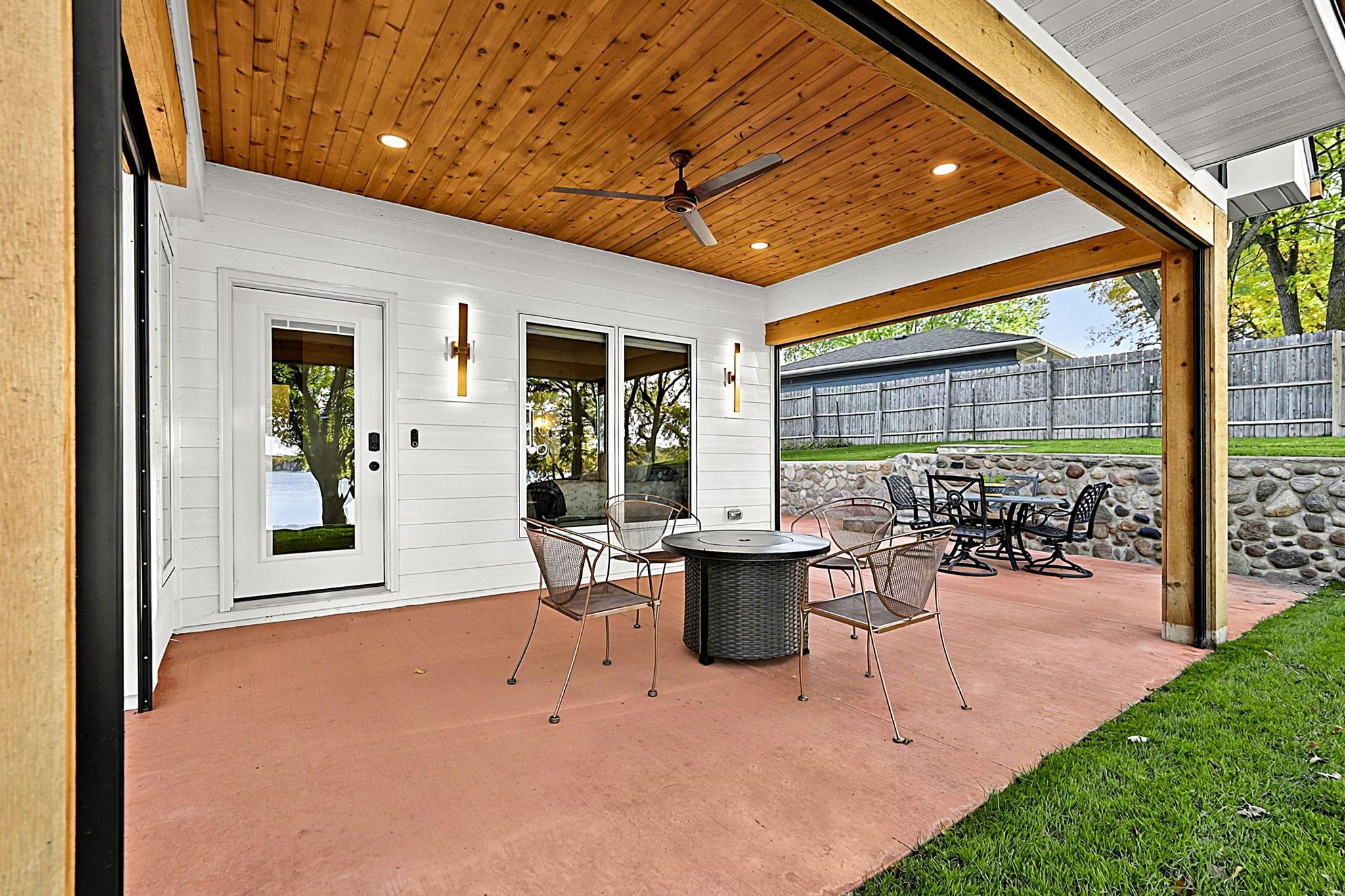 main property photo 67