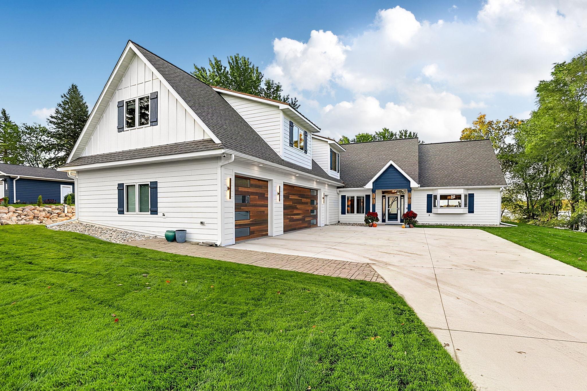 main property photo 79