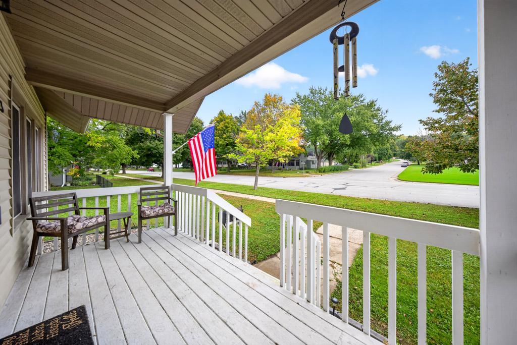 main property photo 44