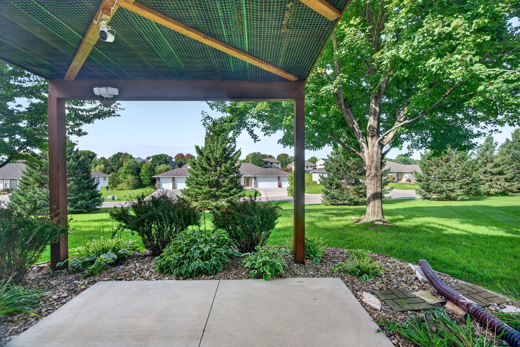 main property photo 29