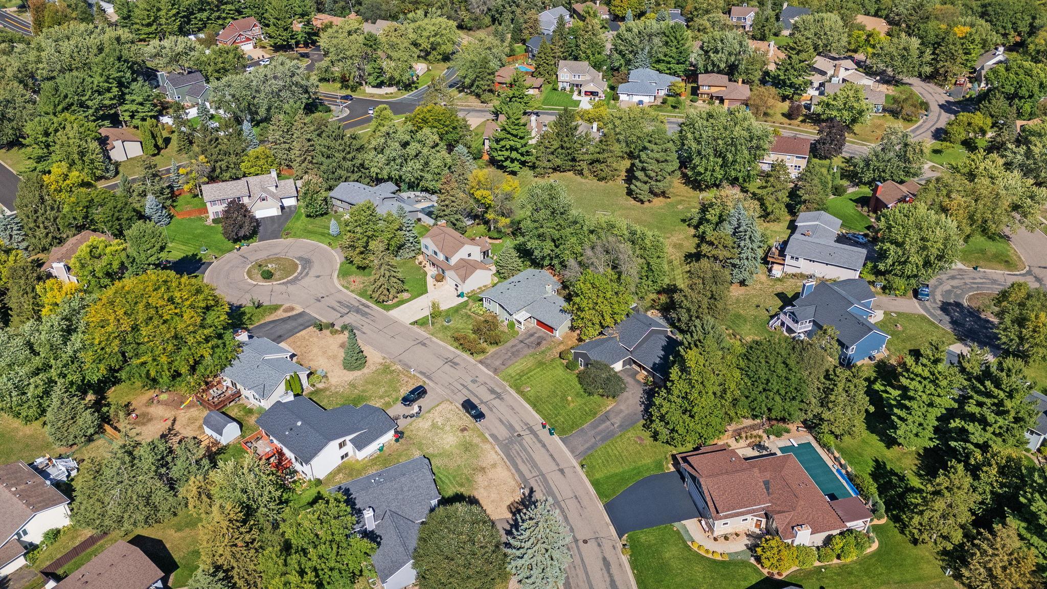 main property photo 28