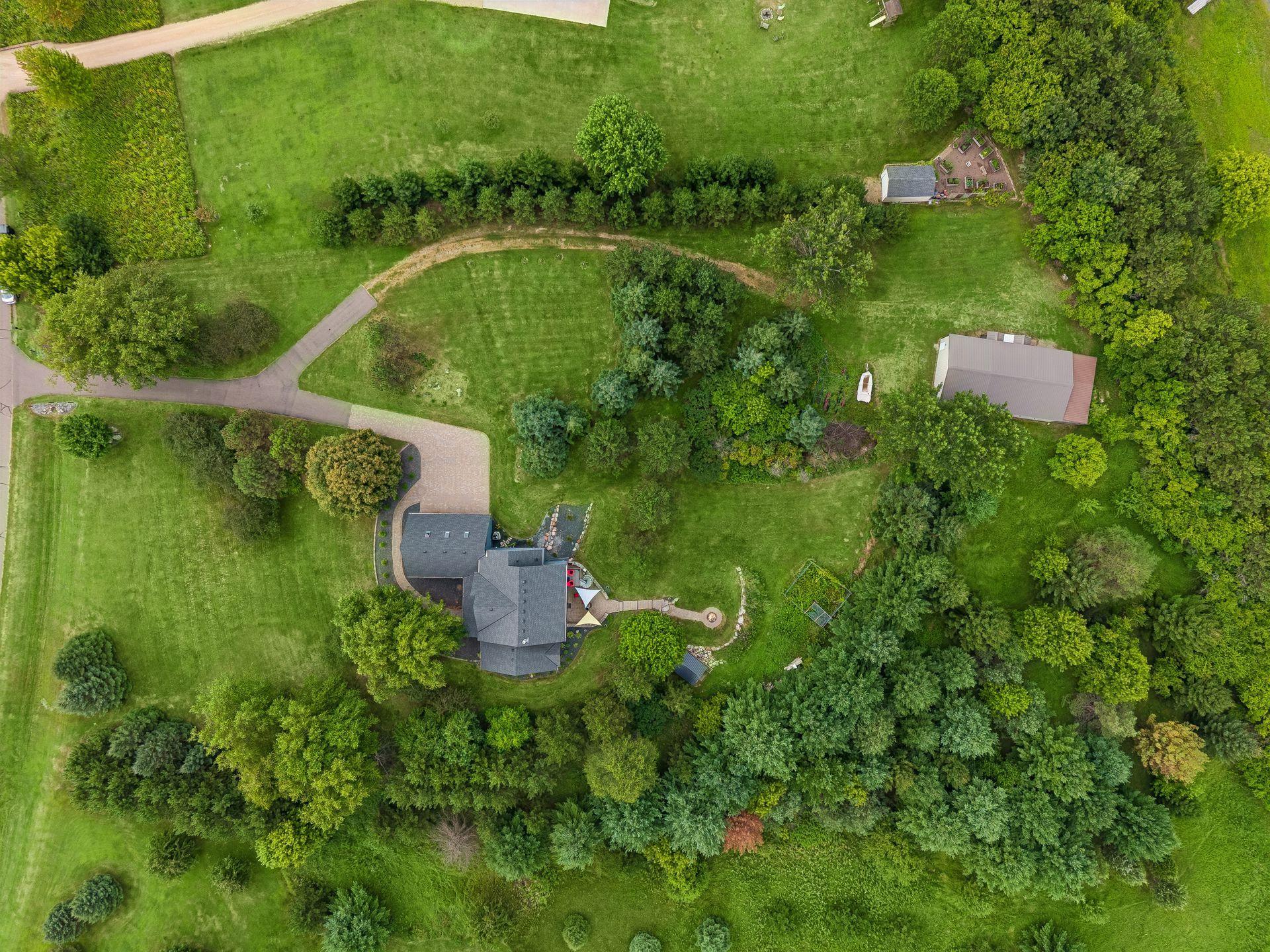 main property photo 12