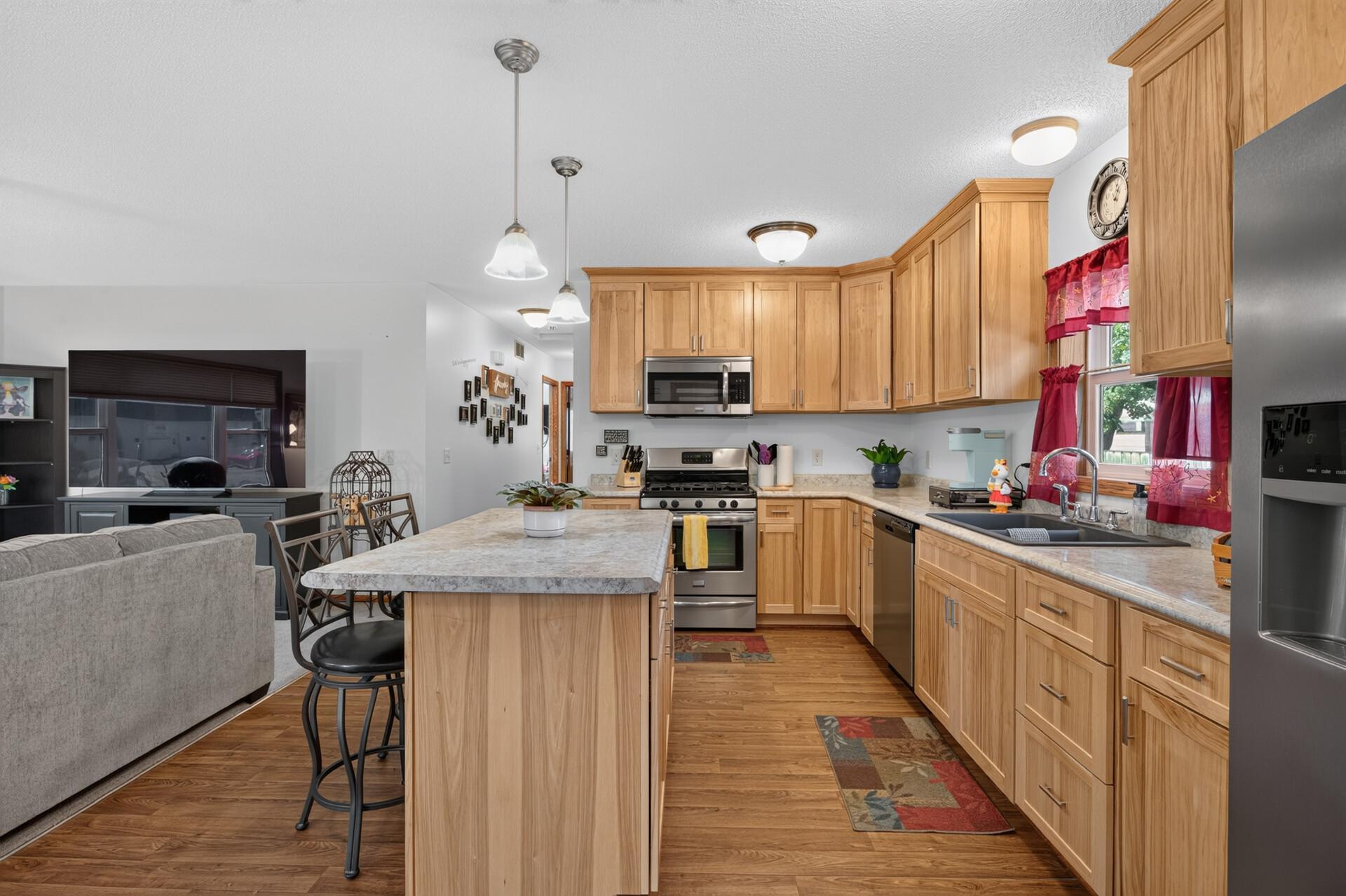 main property photo 17