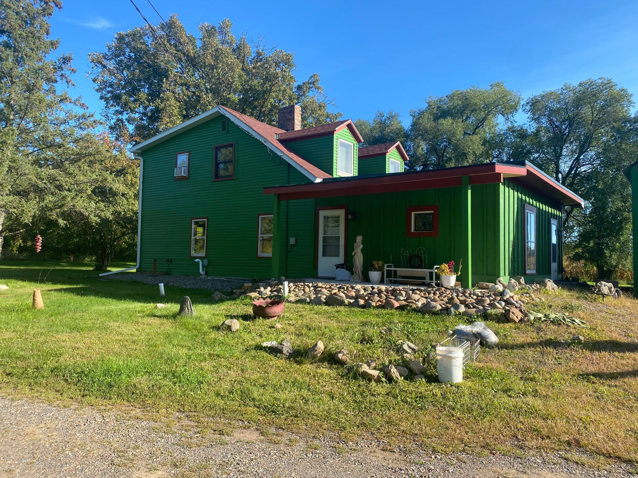 main property photo 3