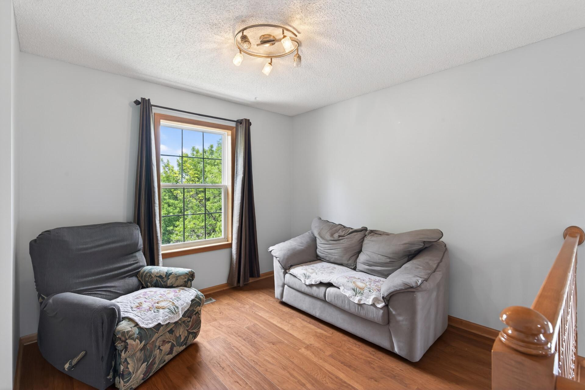 main property photo 19