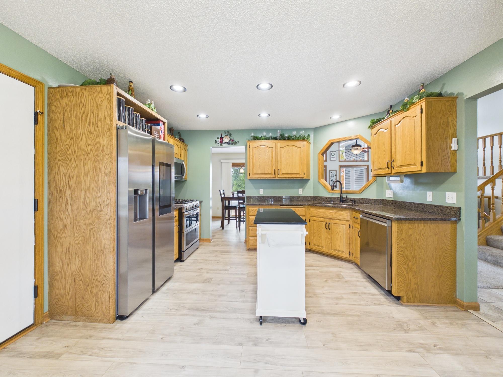main property photo 16