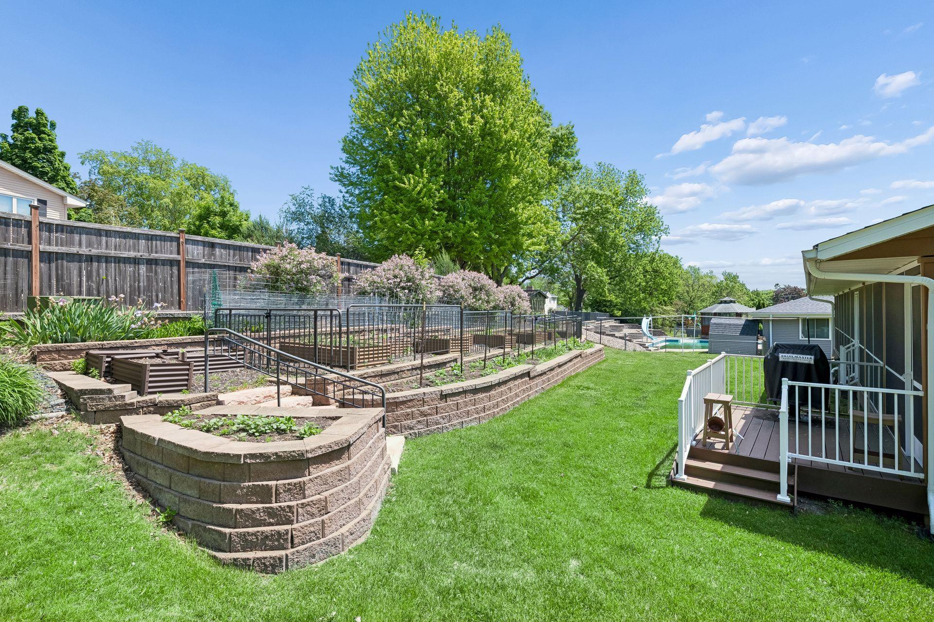 main property photo 38