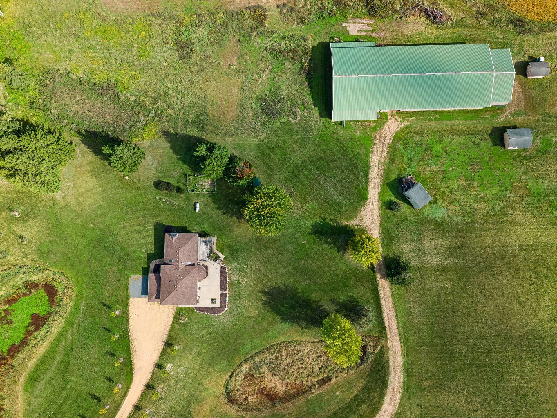 main property photo 14