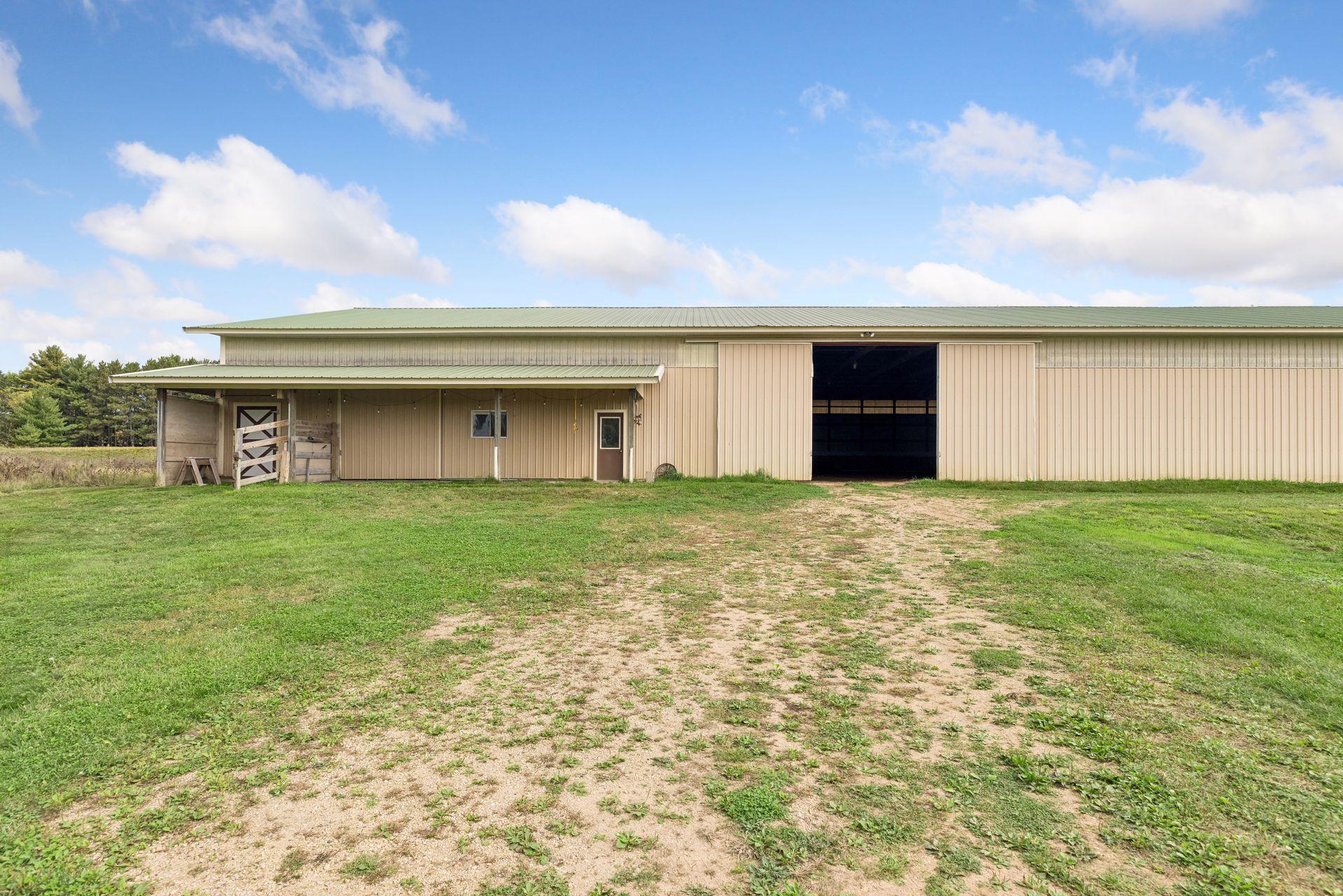 main property photo 79