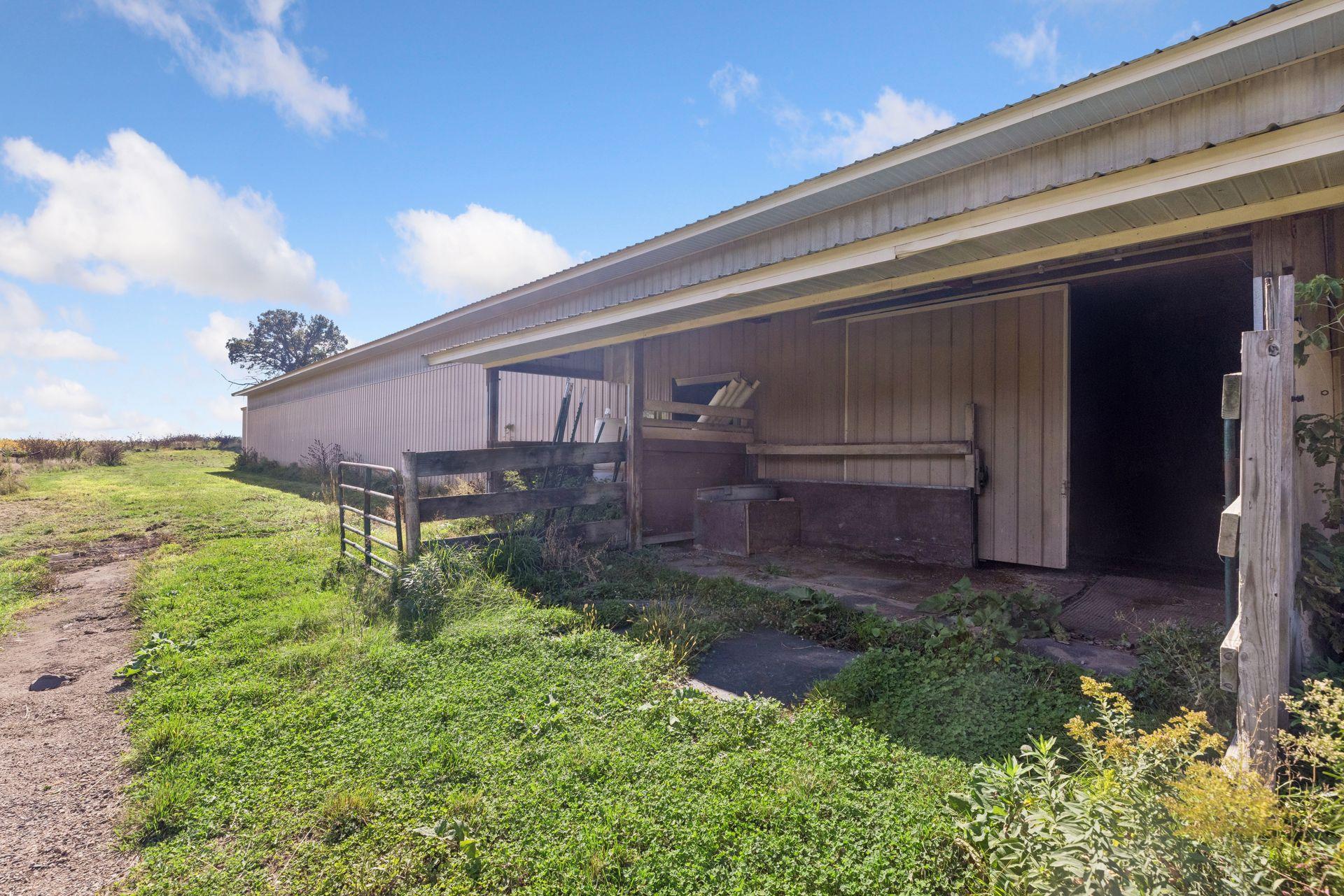main property photo 89