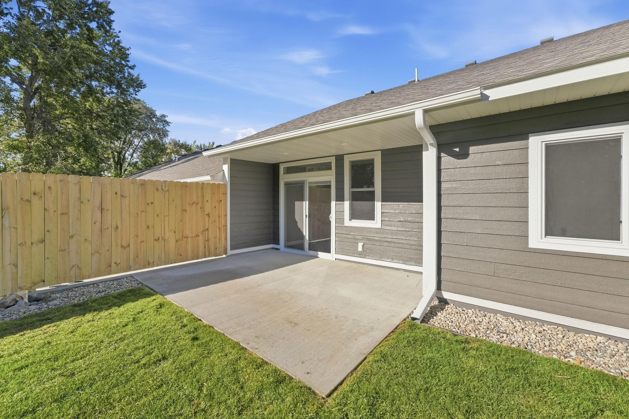 main property photo 5