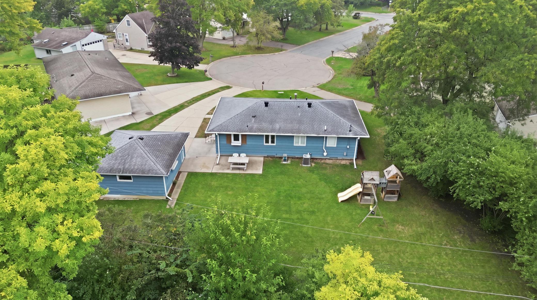 main property photo 42