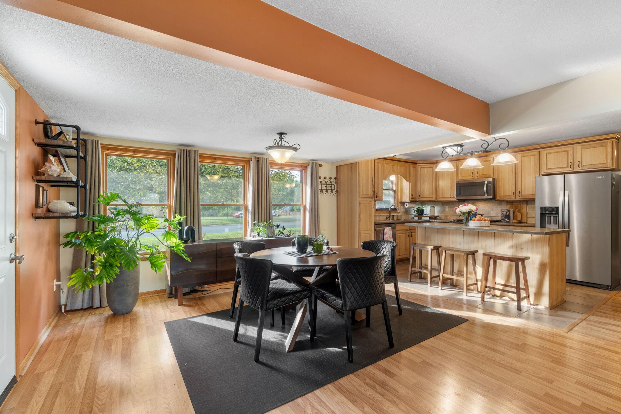 main property photo 13