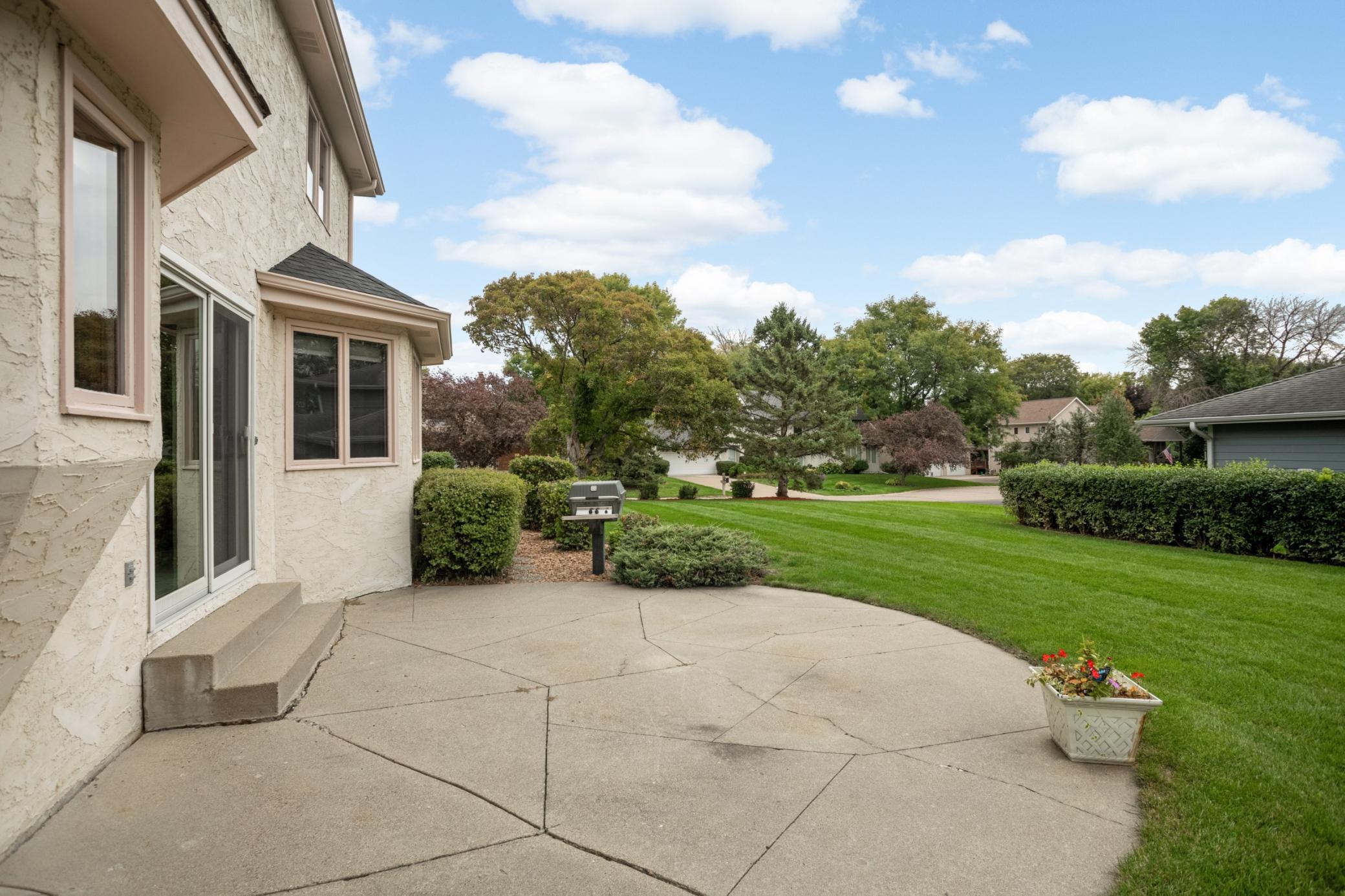main property photo 37