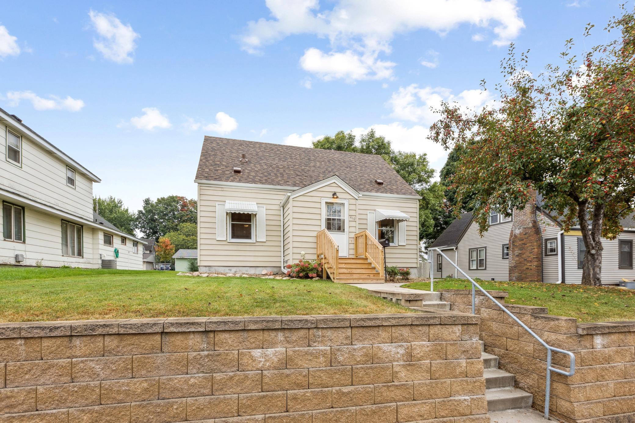 main property photo 28