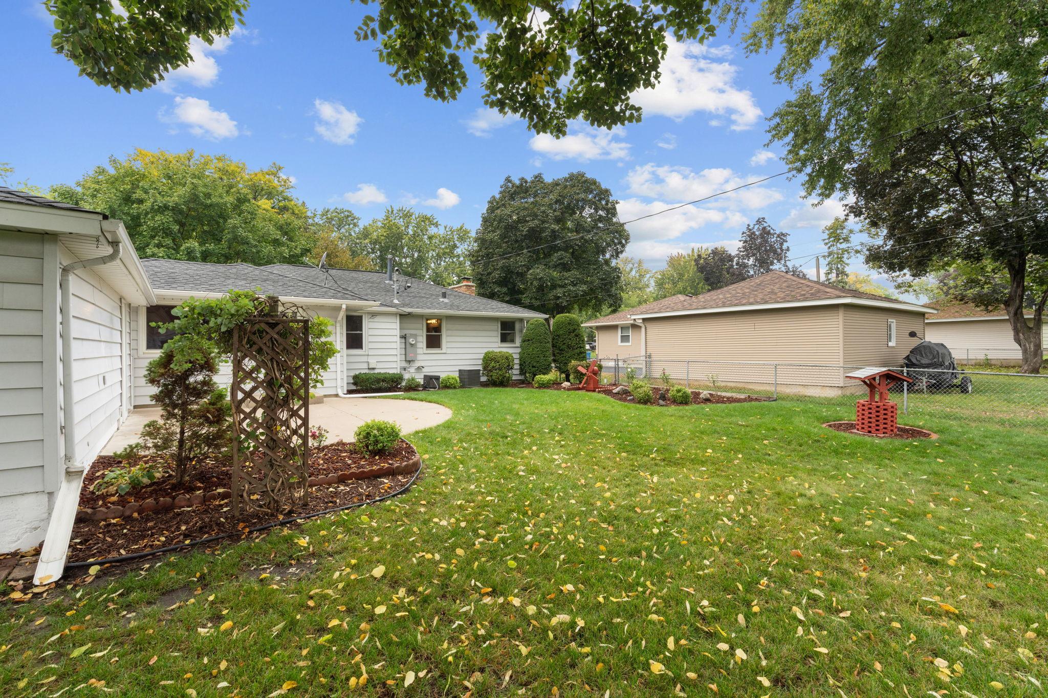 main property photo 39