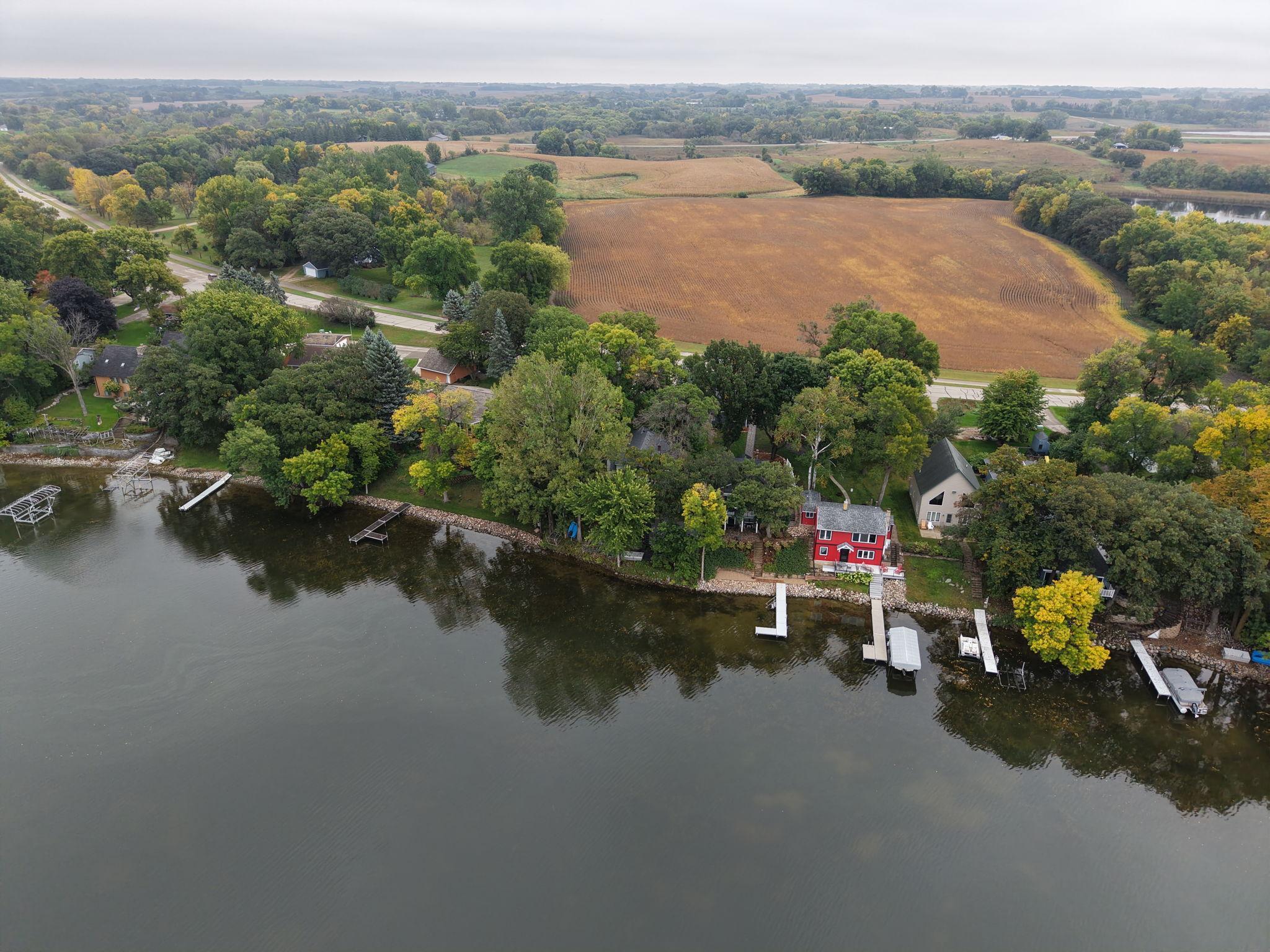 main property photo 33