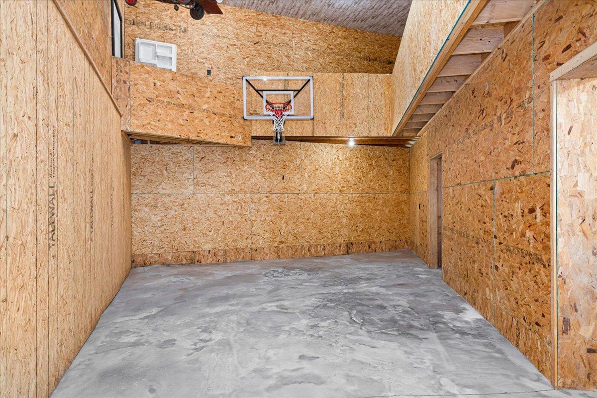main property photo 59