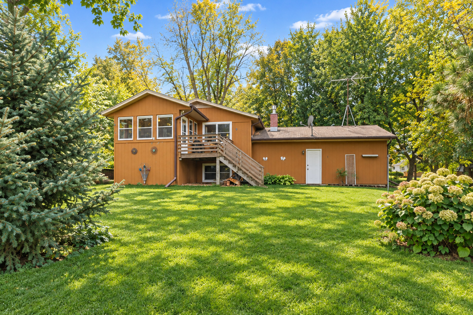 main property photo 44