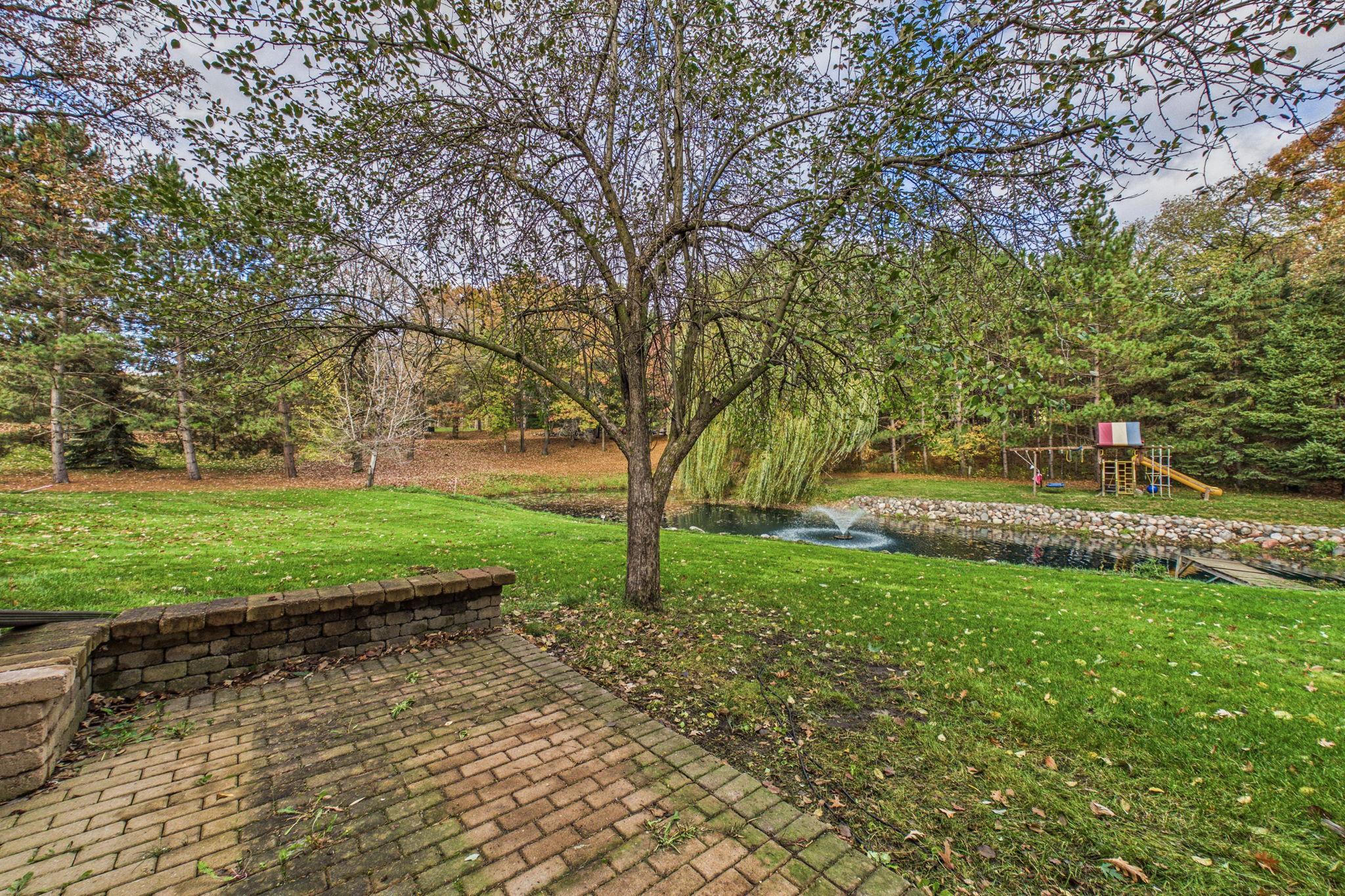main property photo 29
