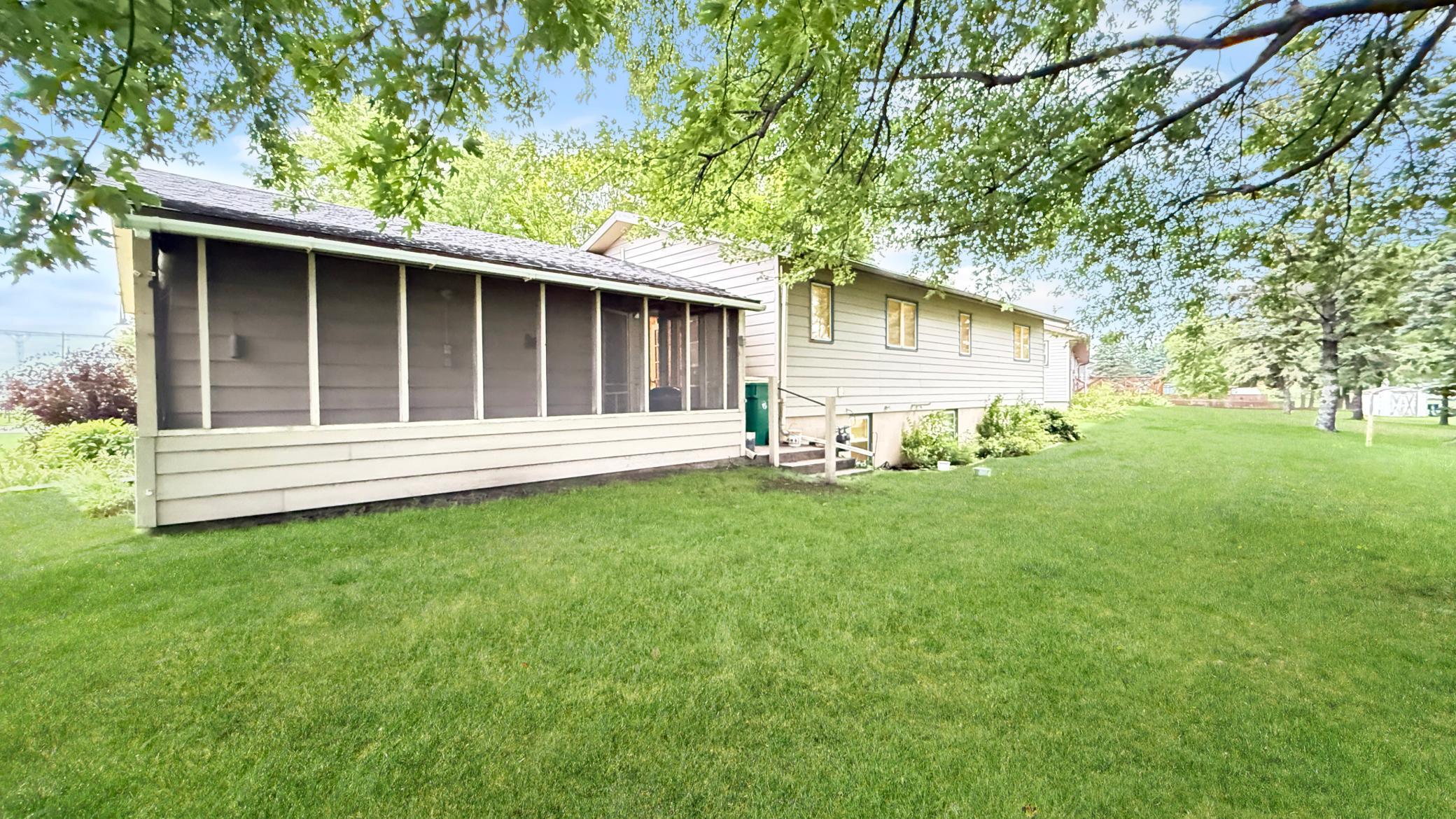 main property photo 3