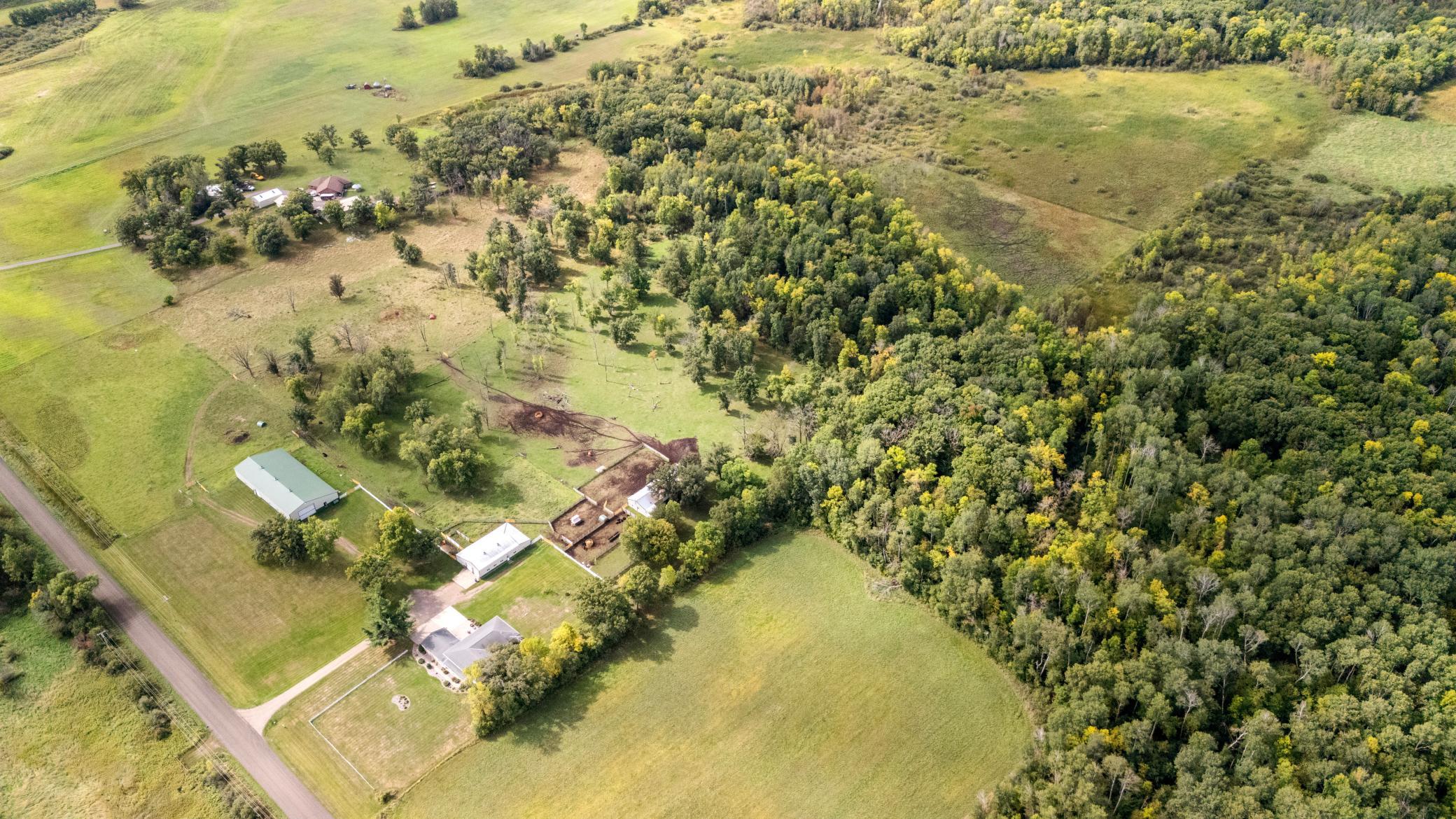 main property photo 6