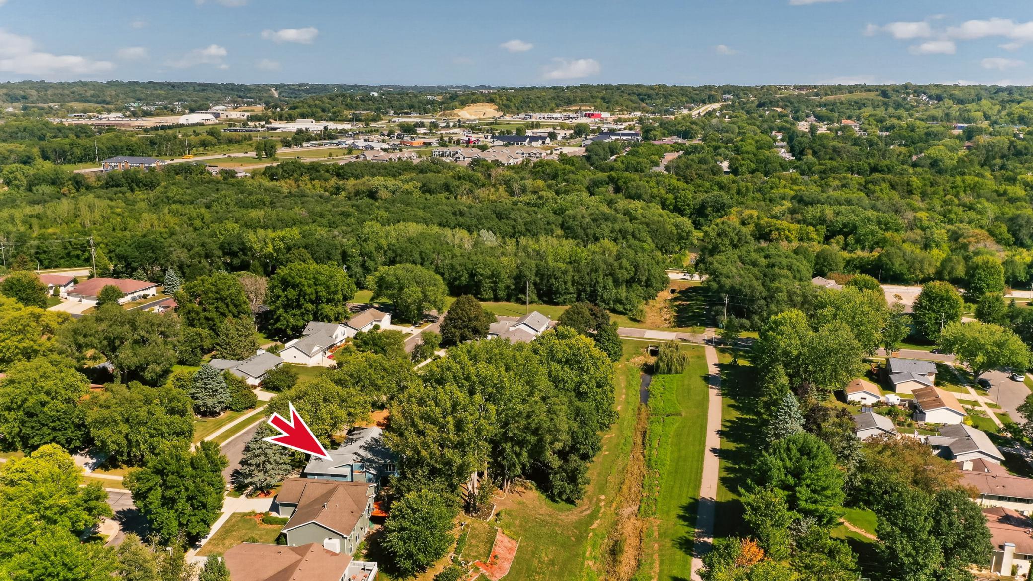 main property photo 8