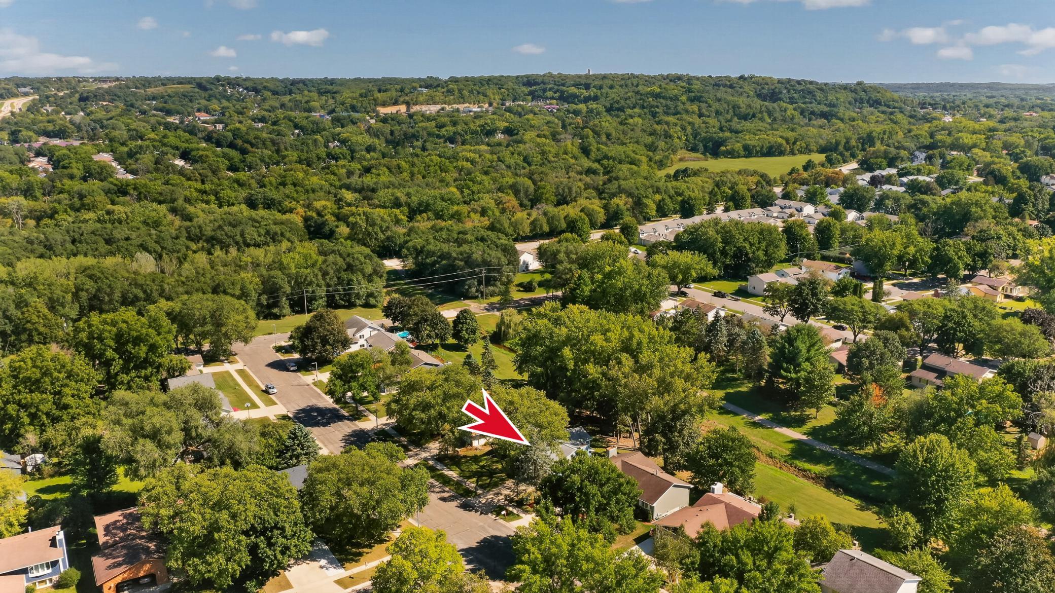 main property photo 9