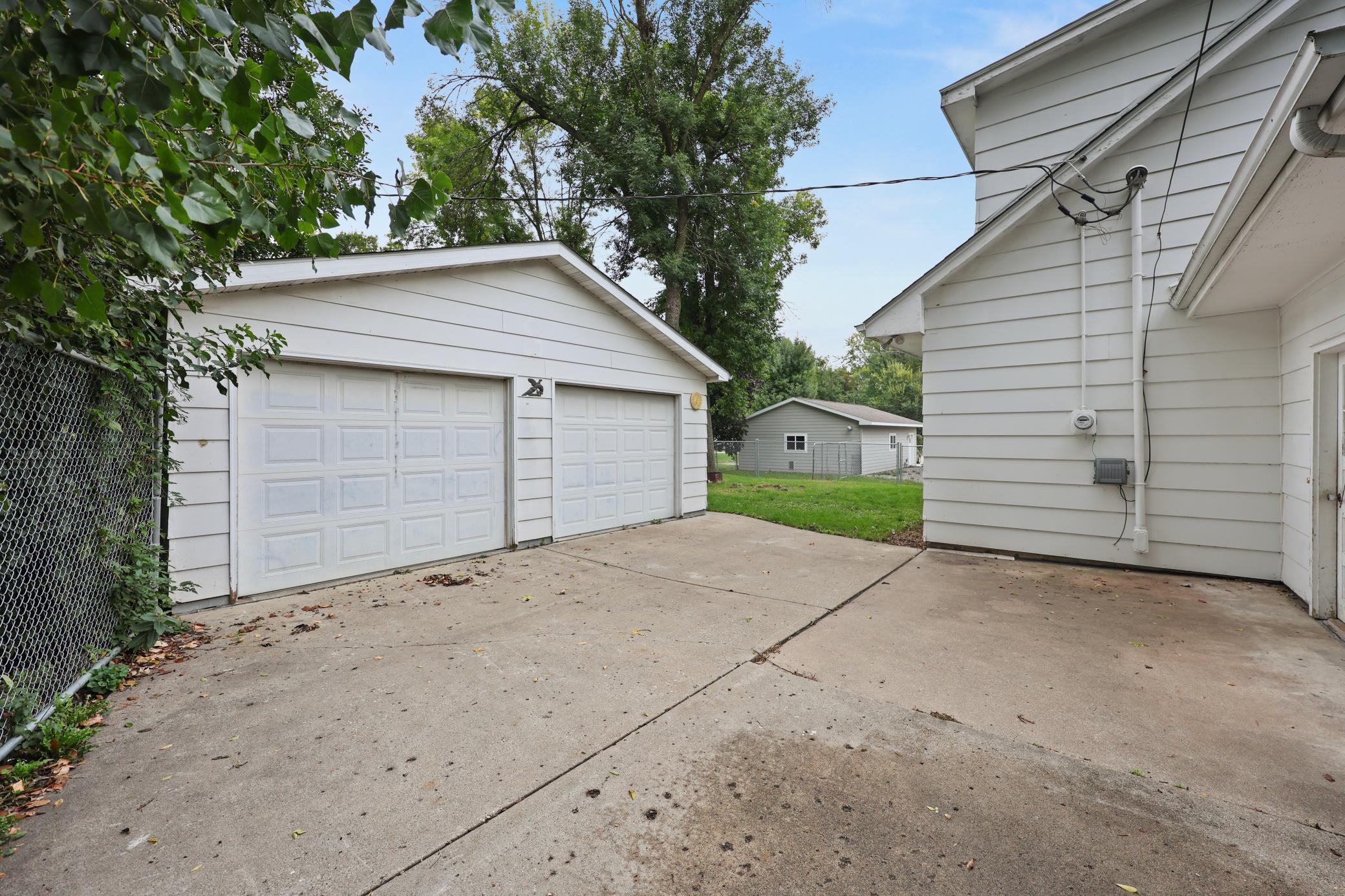 main property photo 54