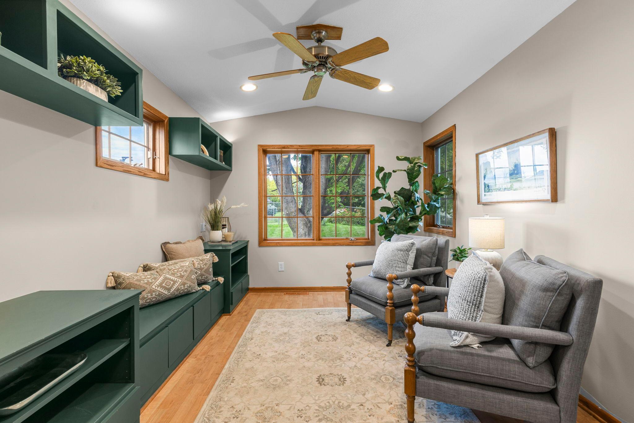 main property photo 25
