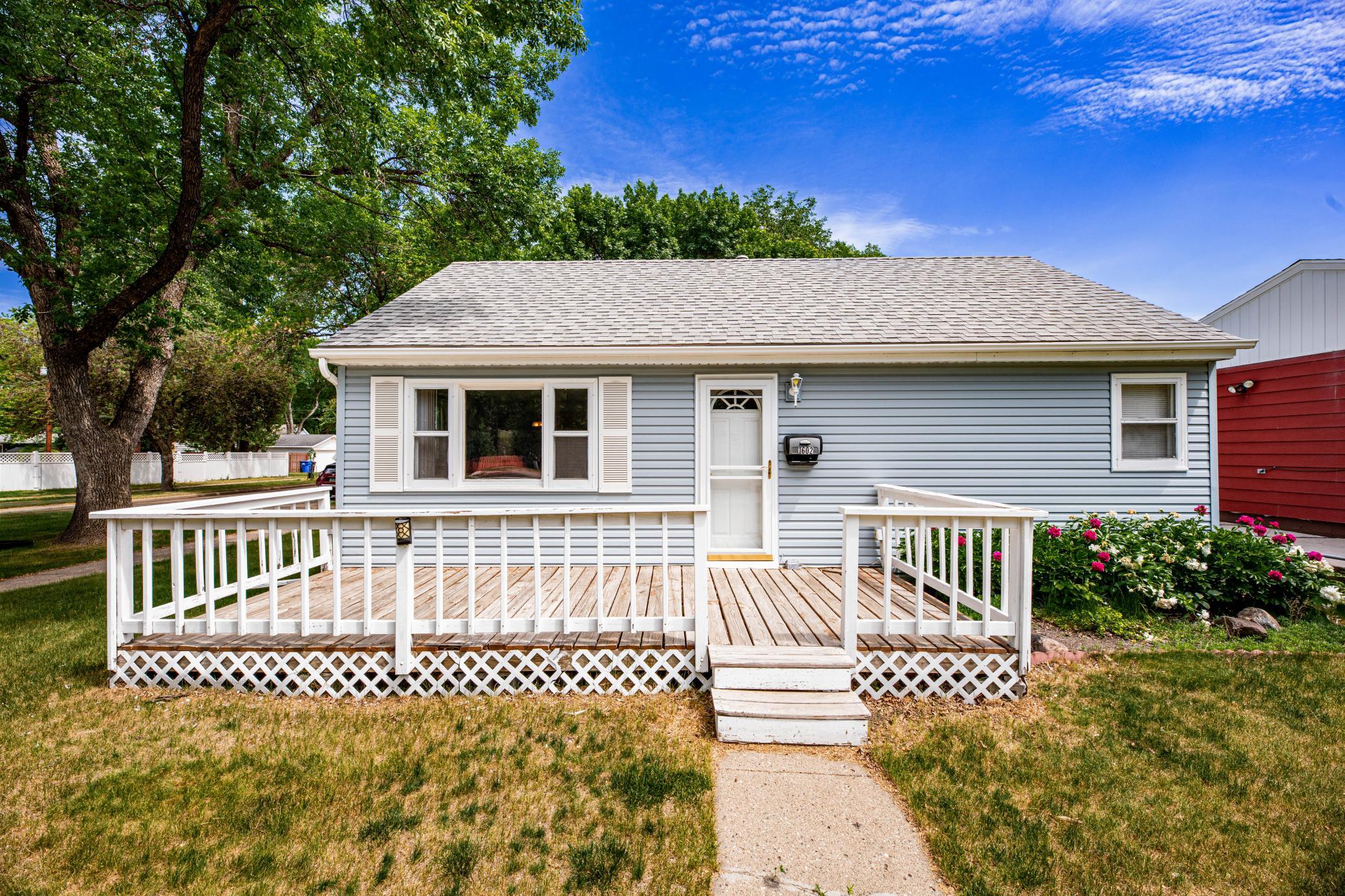 main property photo 1