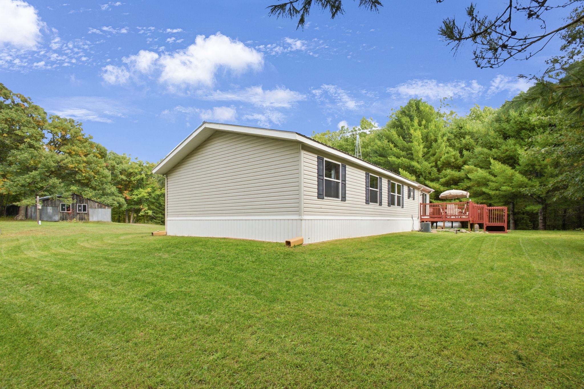 main property photo 40