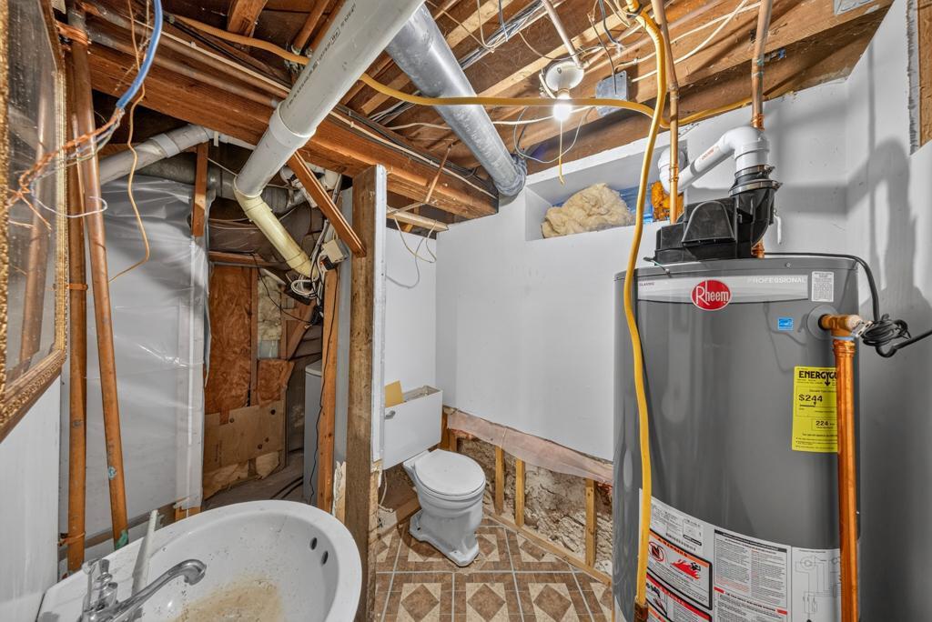 main property photo 41