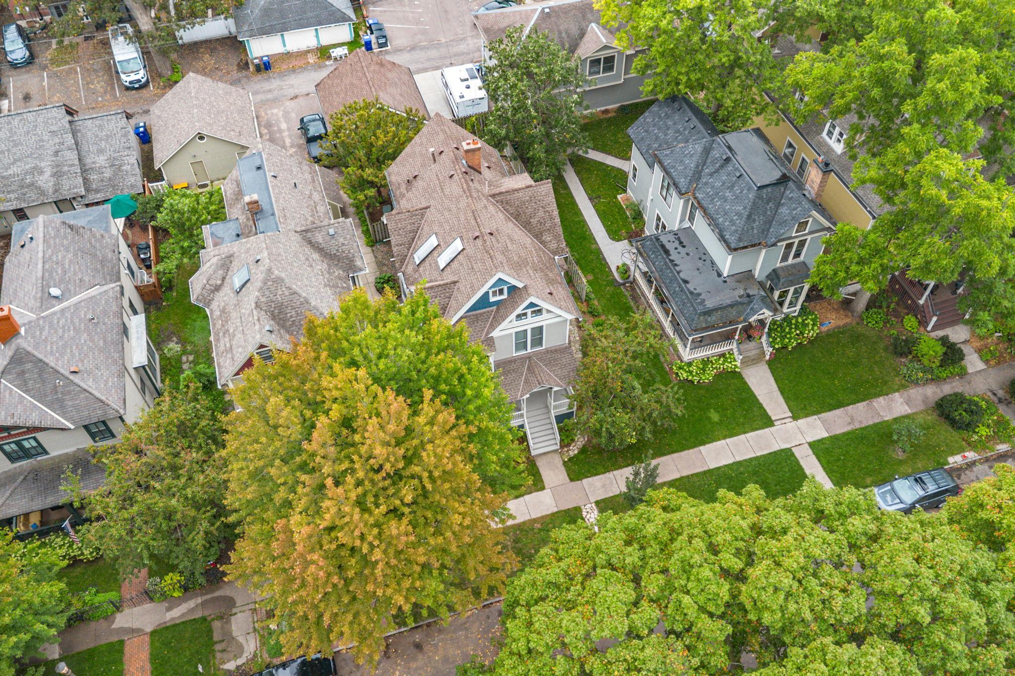 main property photo 50