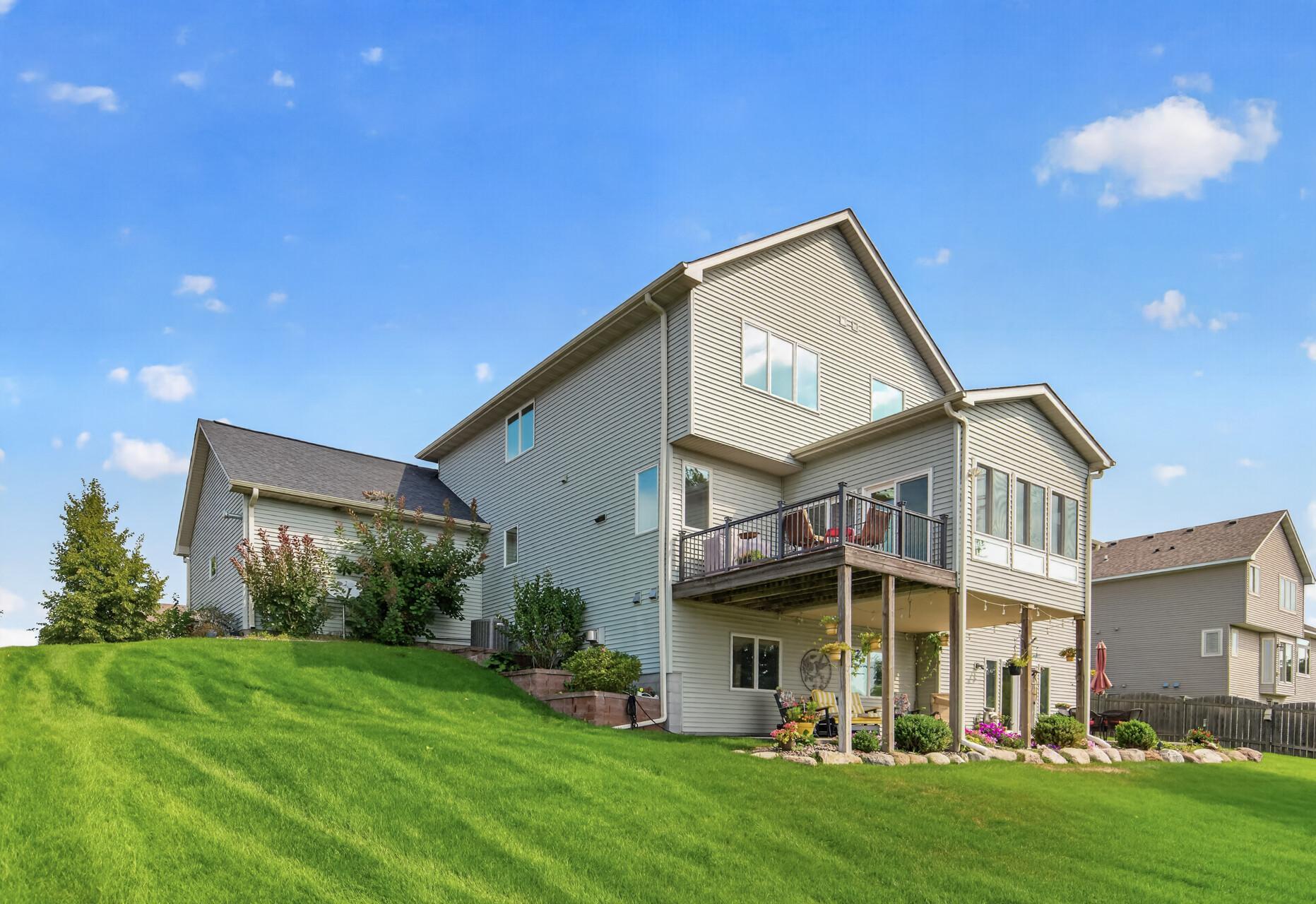 main property photo 45
