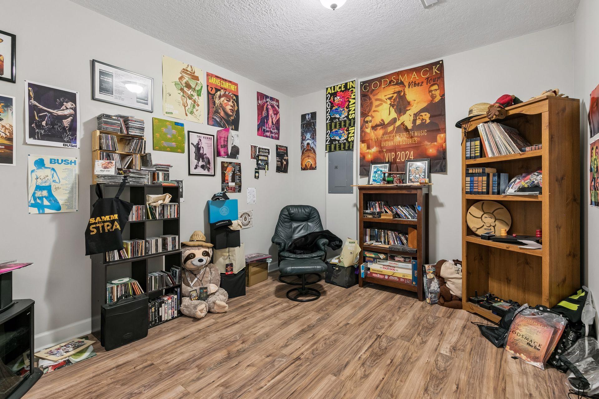 main property photo 40