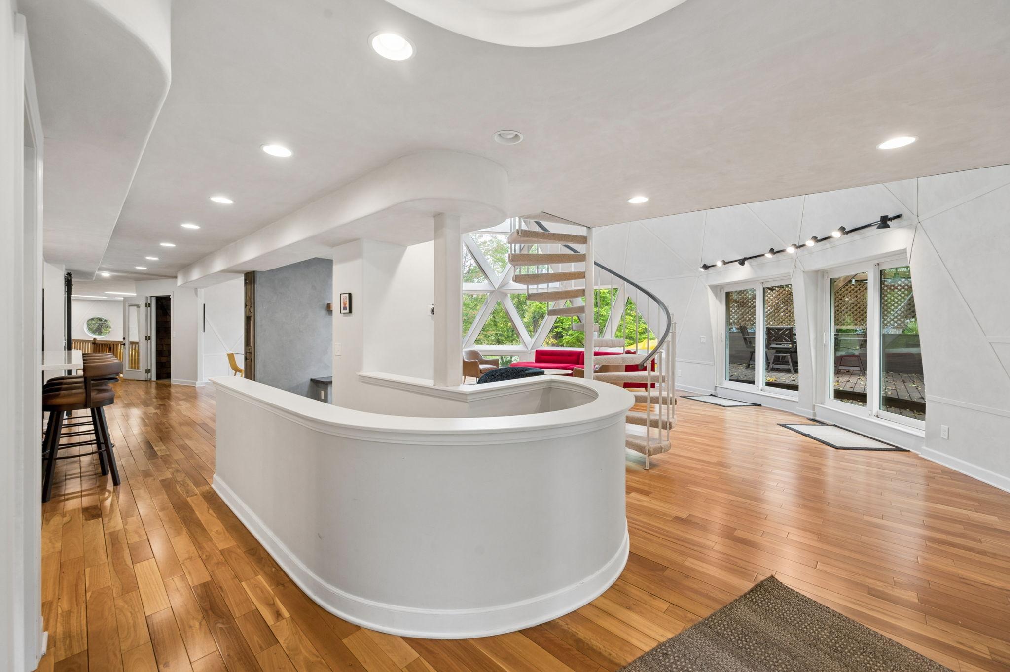 main property photo 79