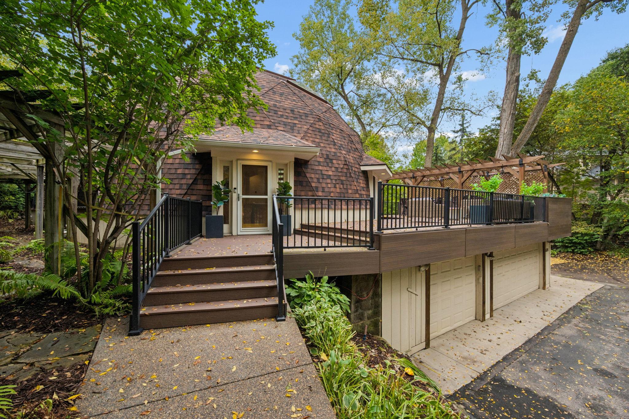 main property photo 81
