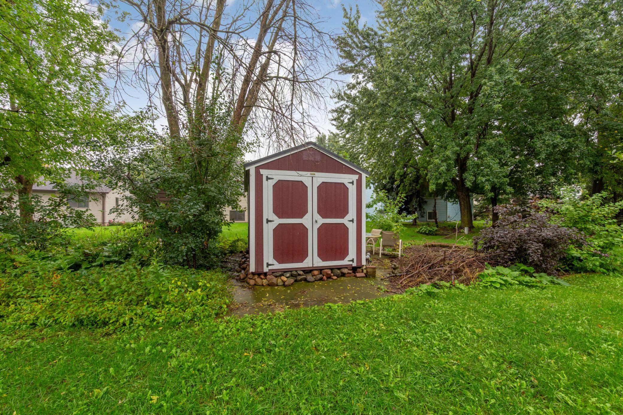 main property photo 4