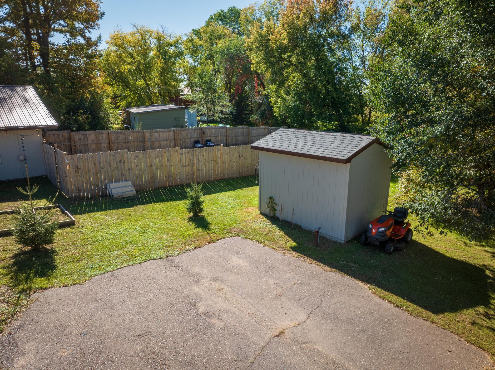 main property photo 46
