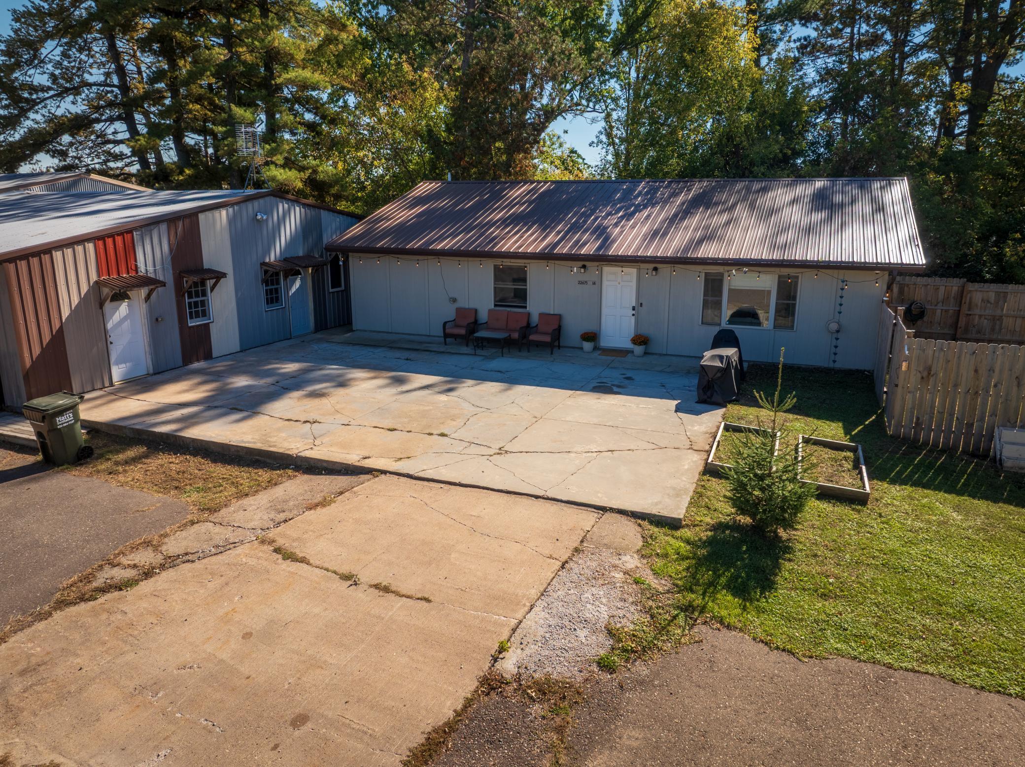 main property photo 47