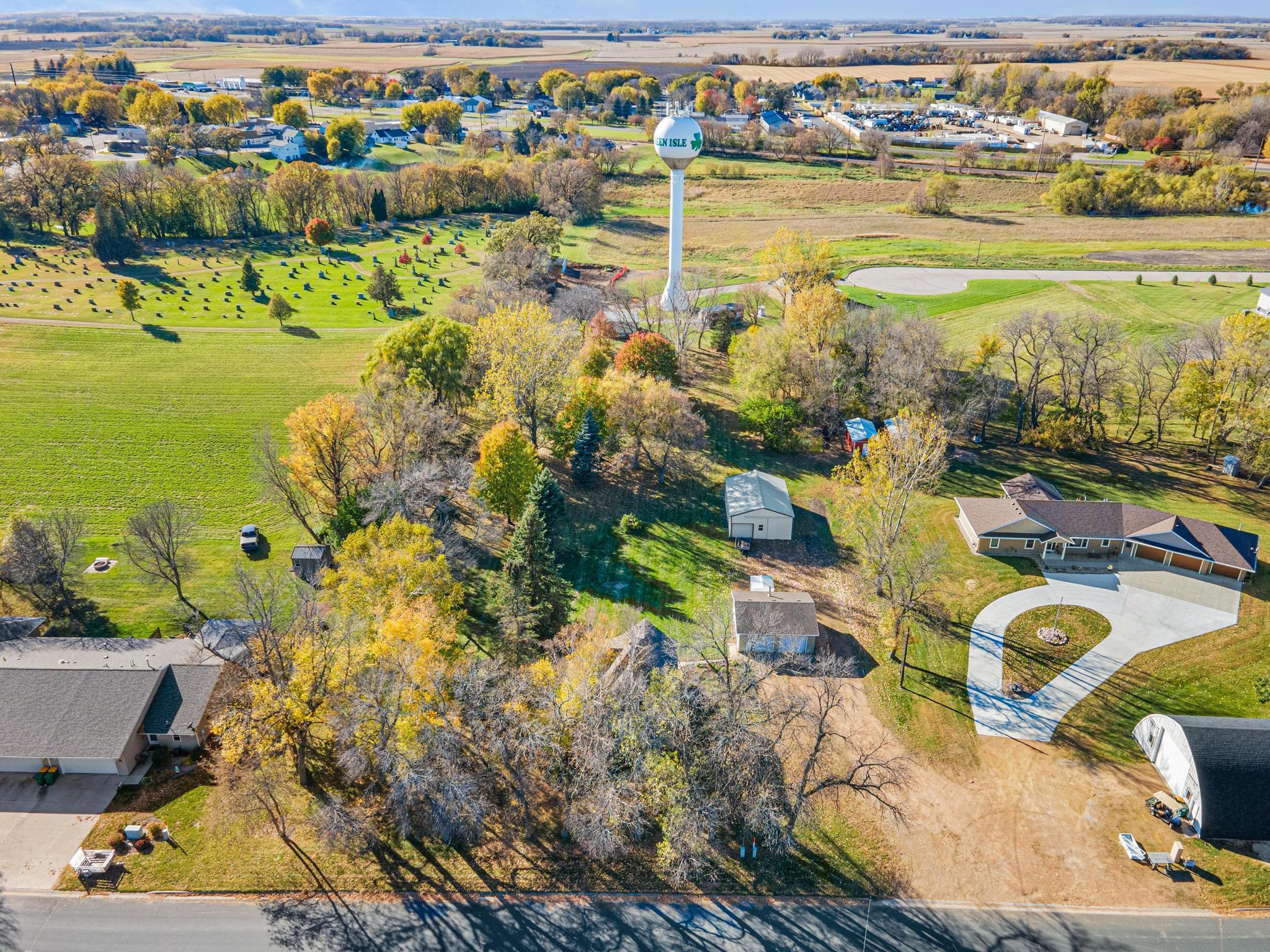 main property photo 30
