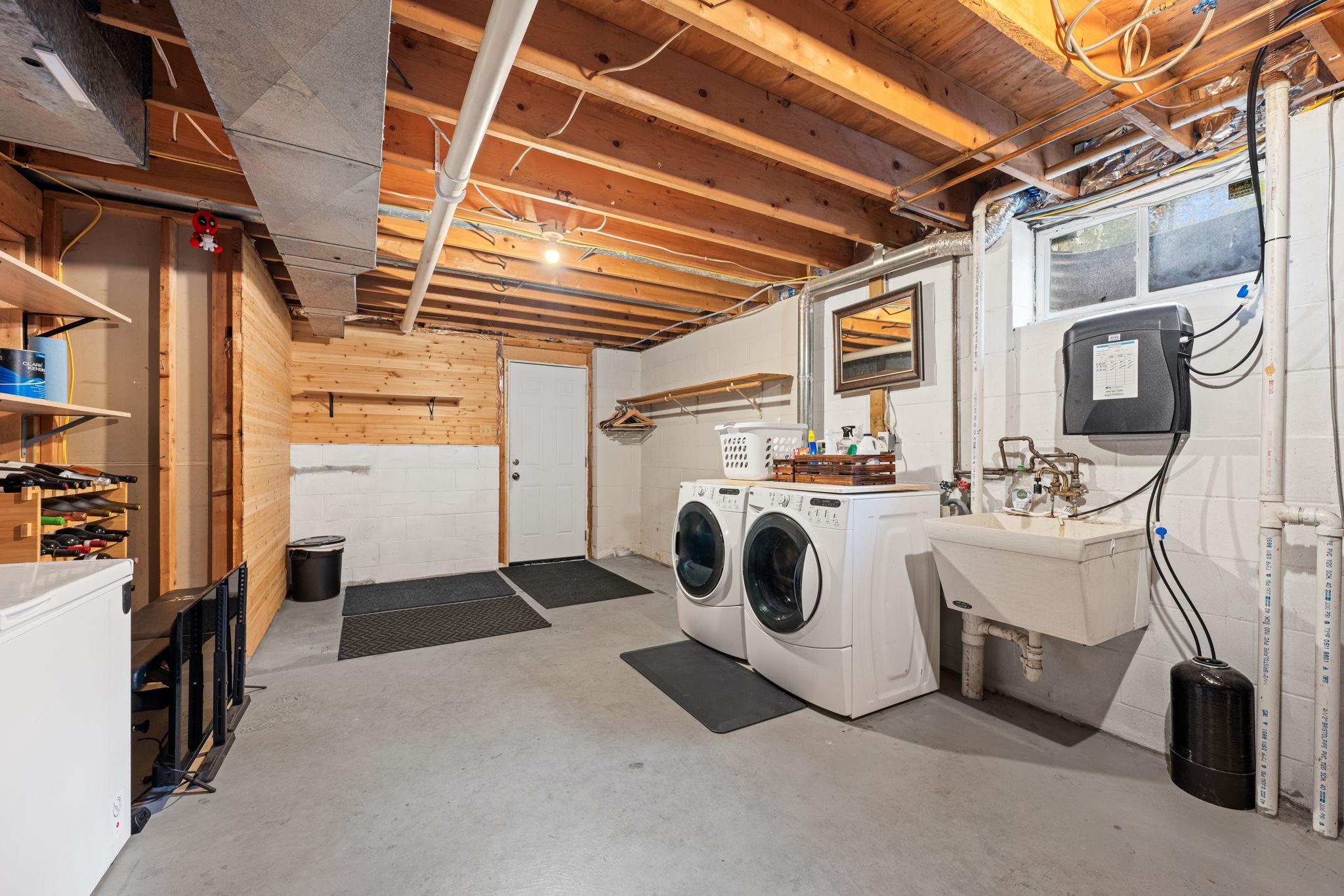 main property photo 51