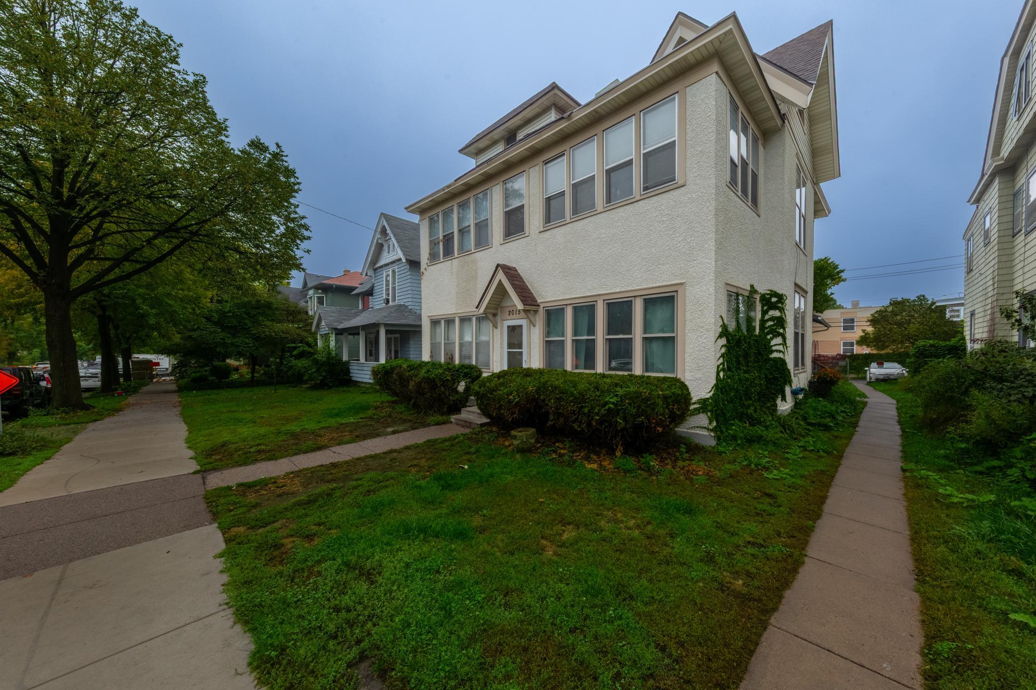 main property photo 3