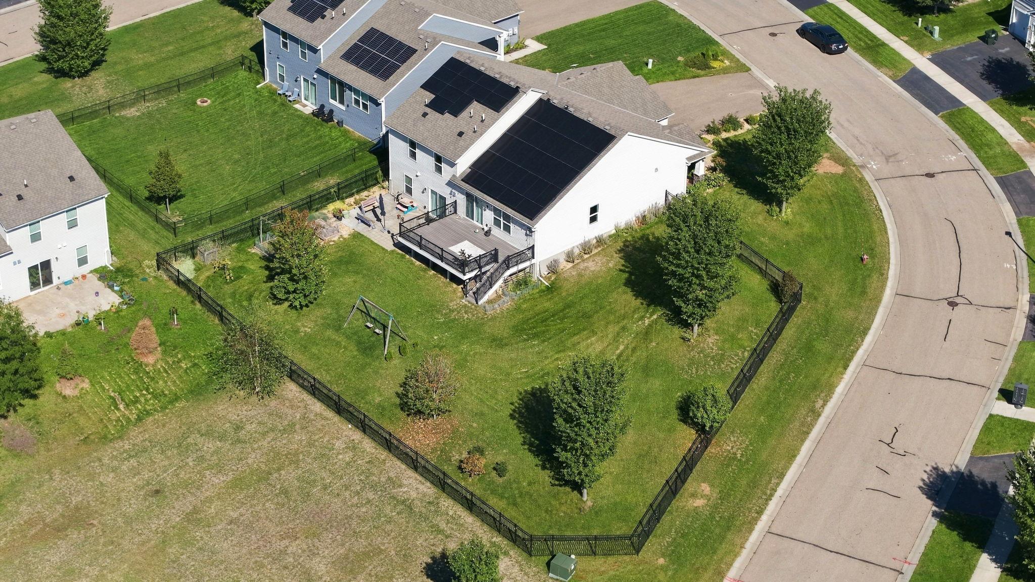 main property photo 12