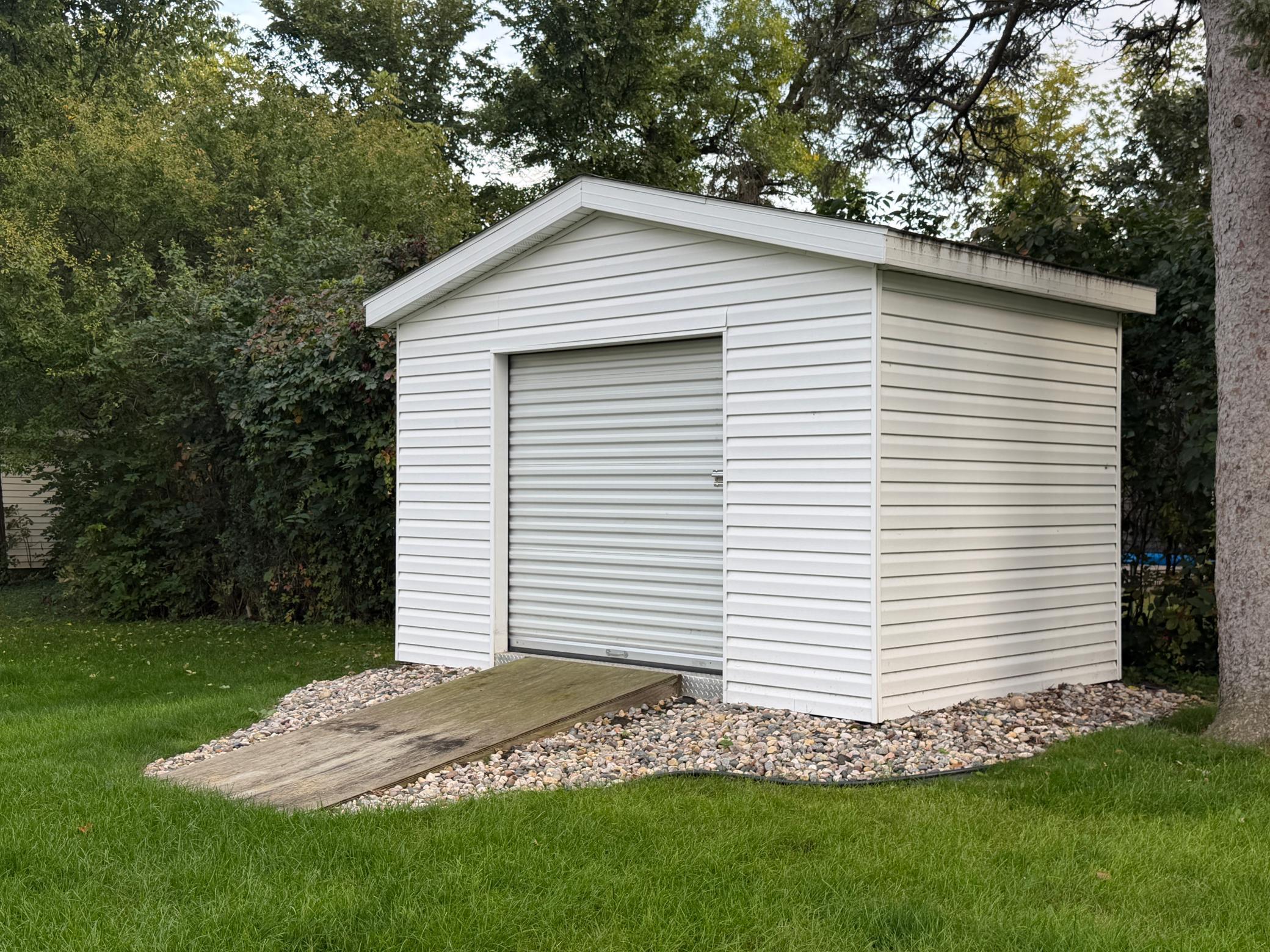 main property photo 50