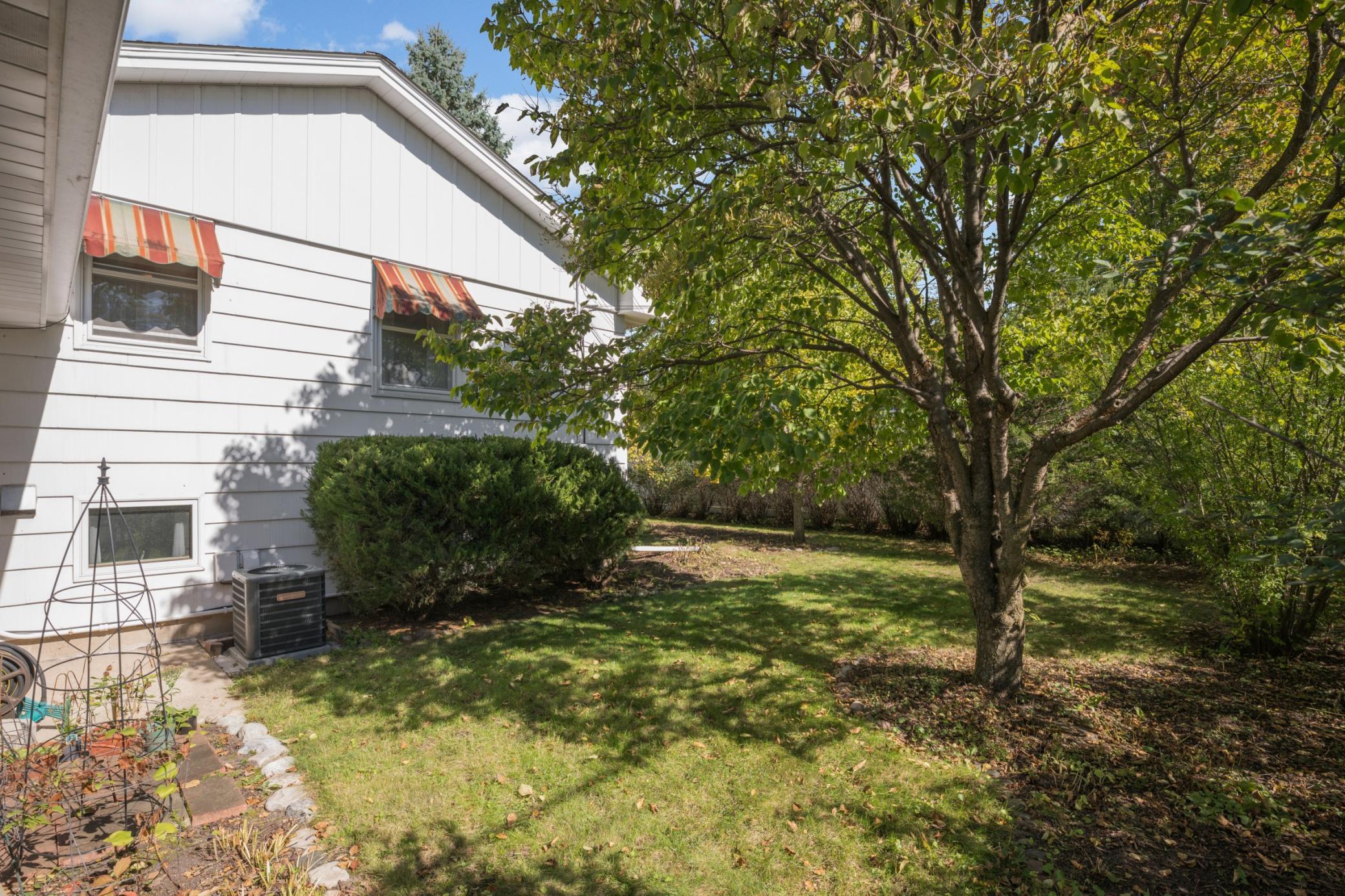 main property photo 27