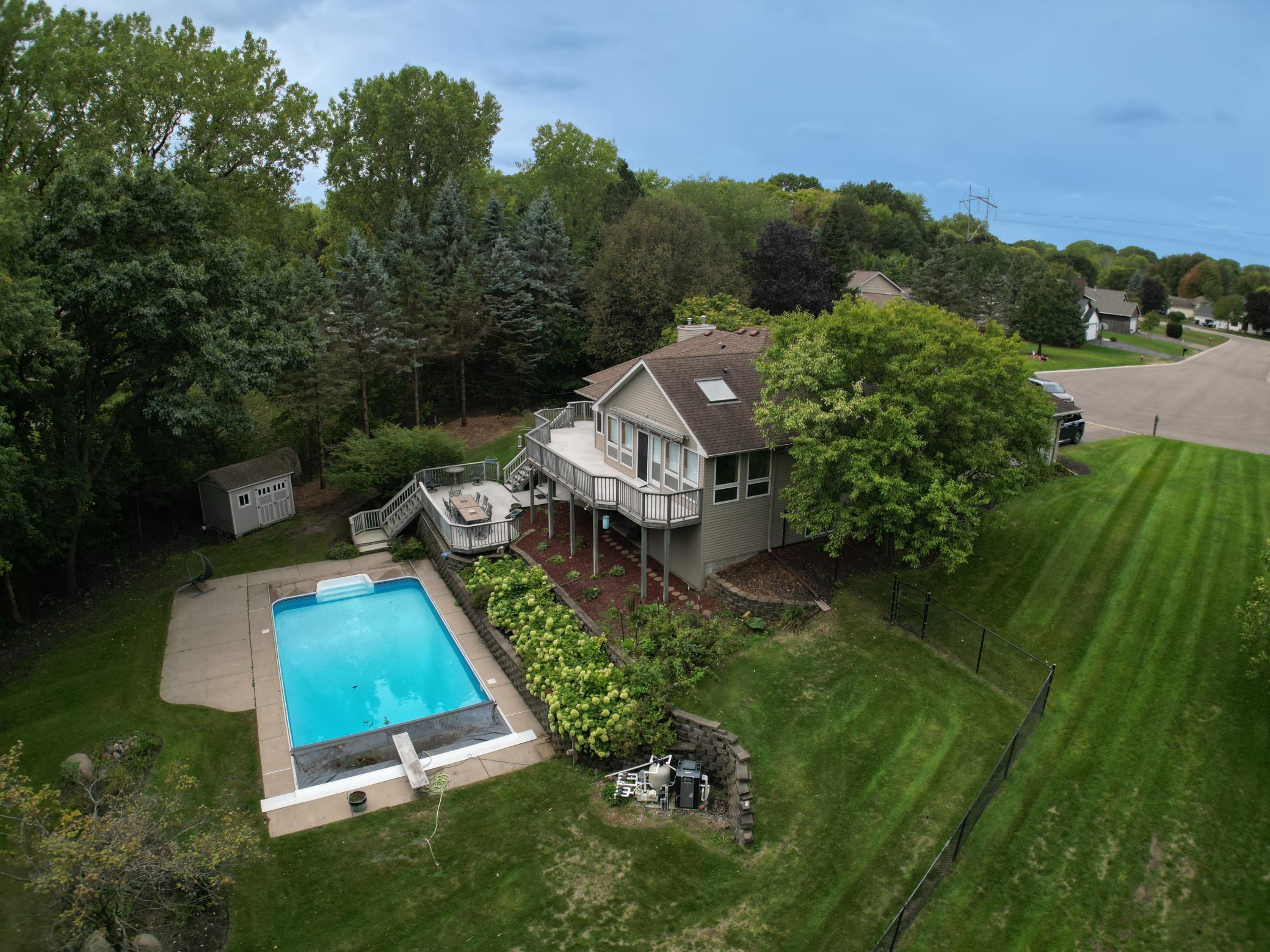 main property photo 3