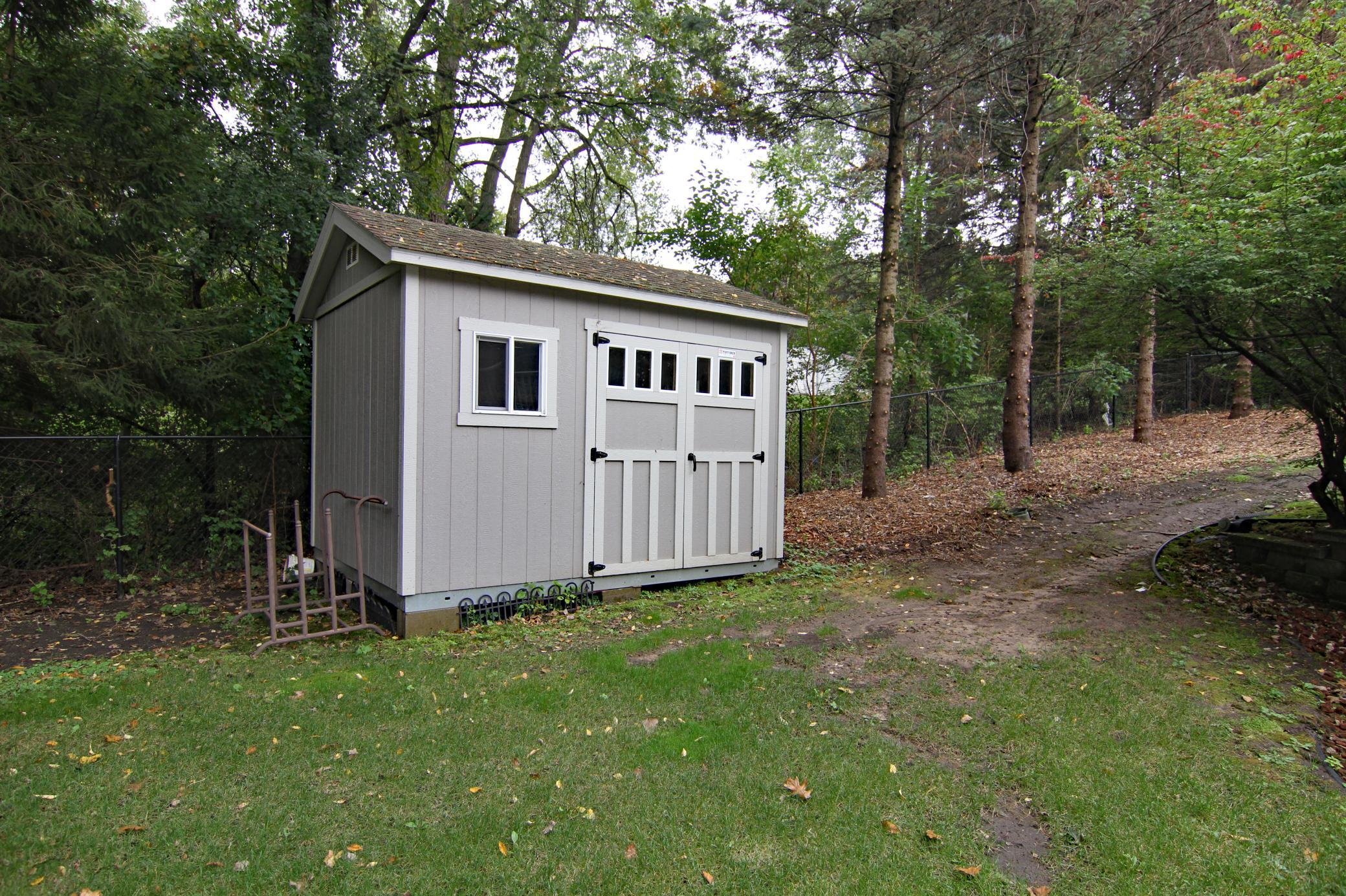 main property photo 45